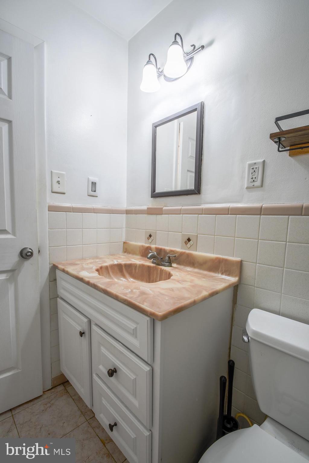 ROSLYN - Residential