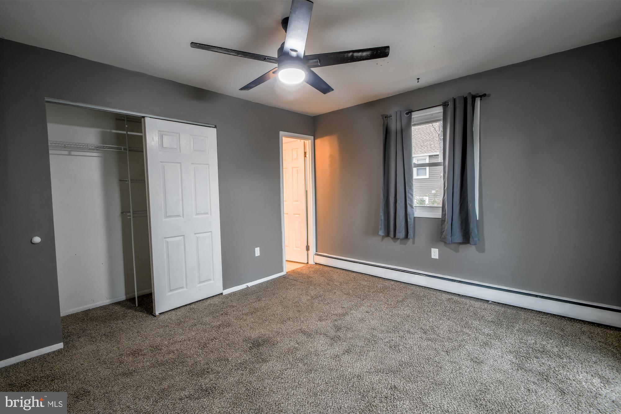 ROSLYN - Residential