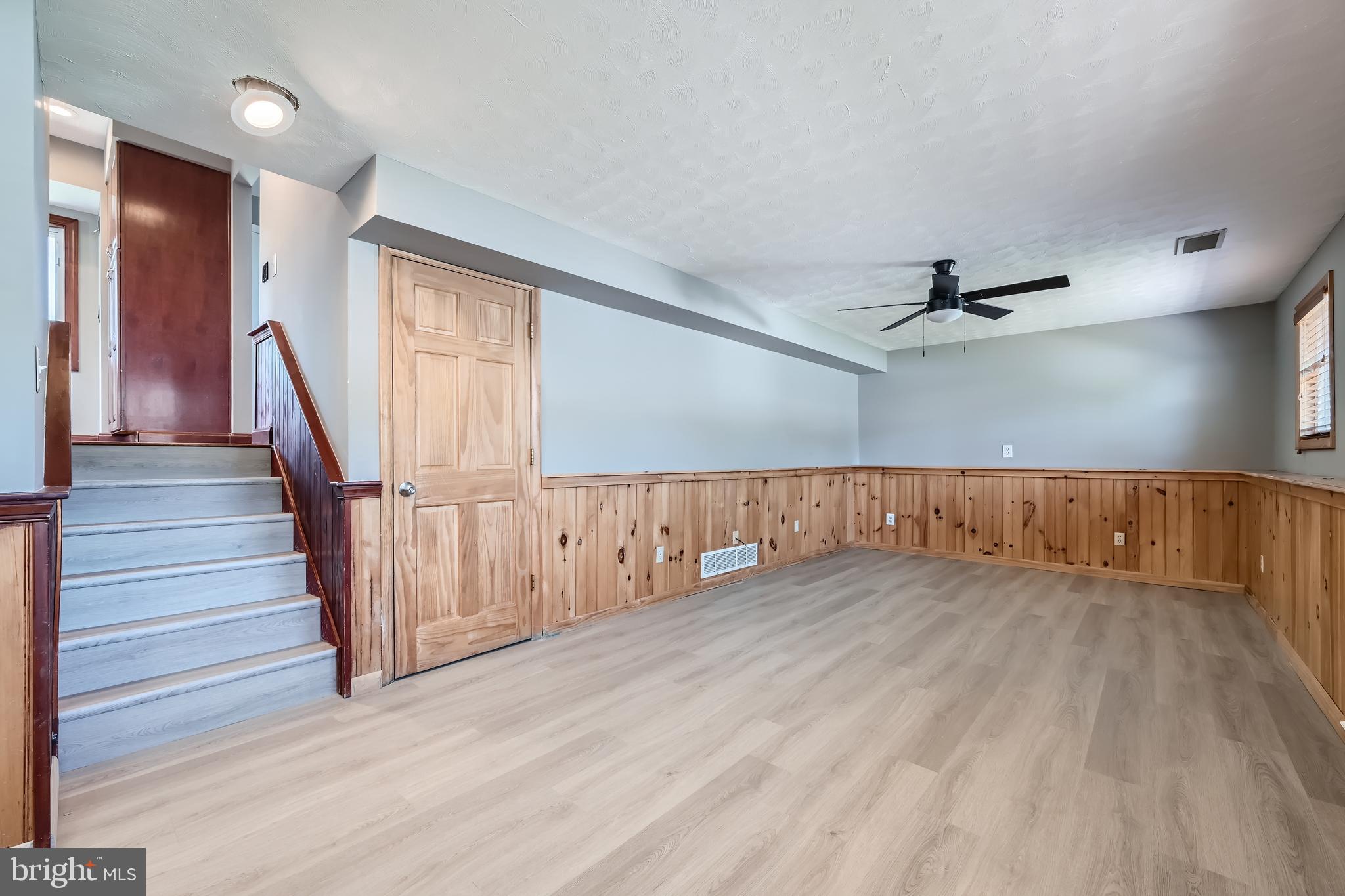 CHESAPEAKE TERRACE - Residential