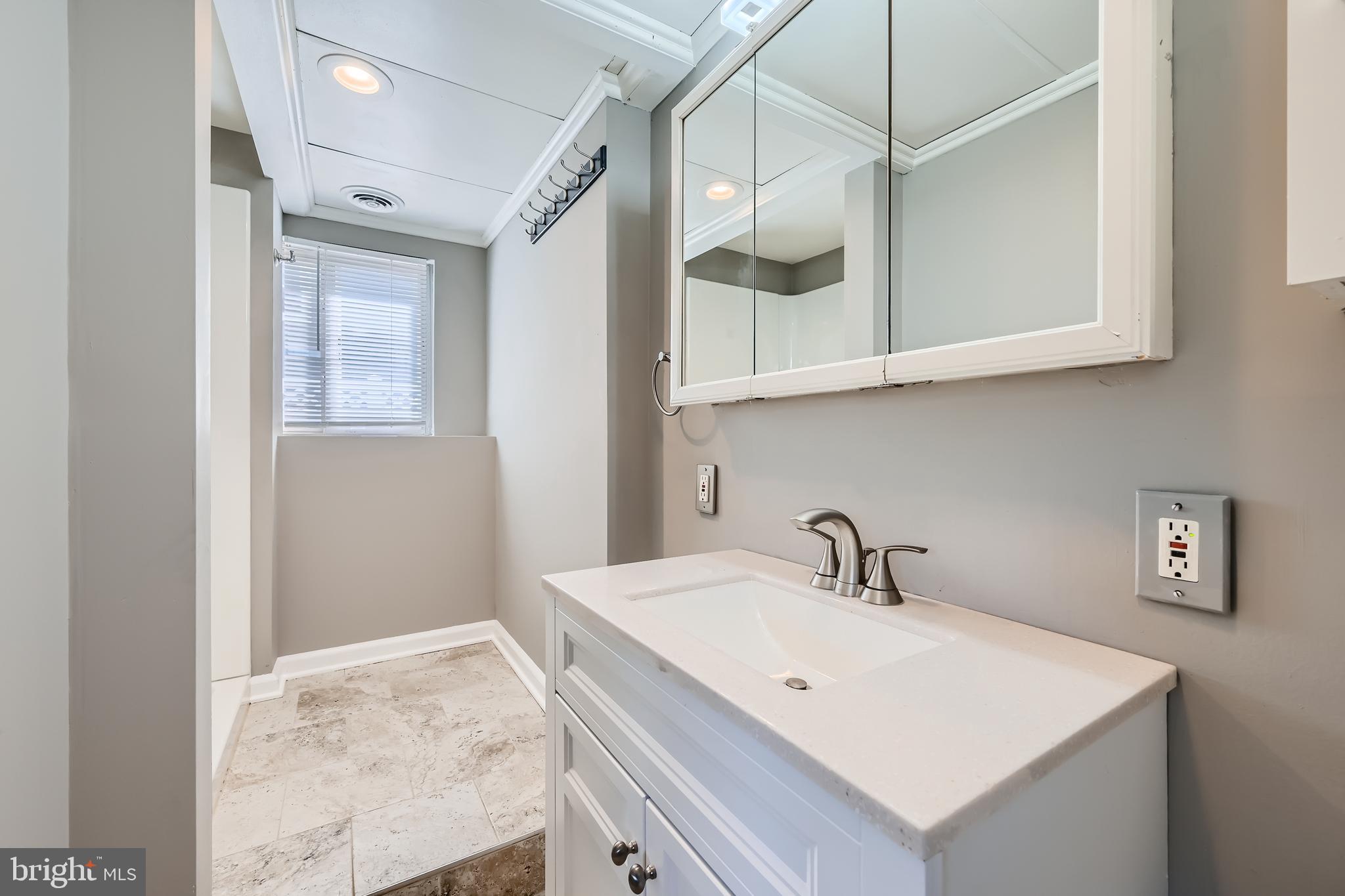 CHESAPEAKE TERRACE - Residential