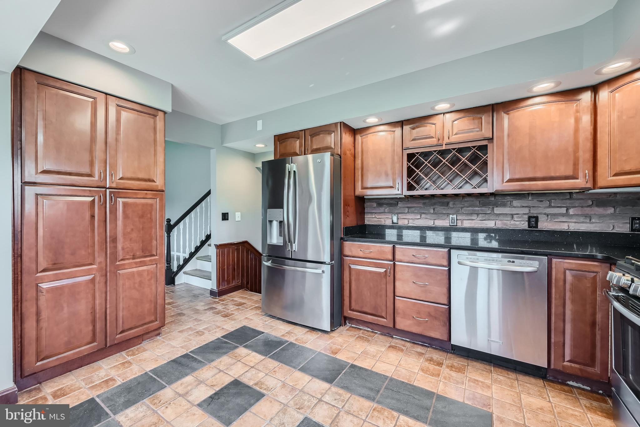 CHESAPEAKE TERRACE - Residential