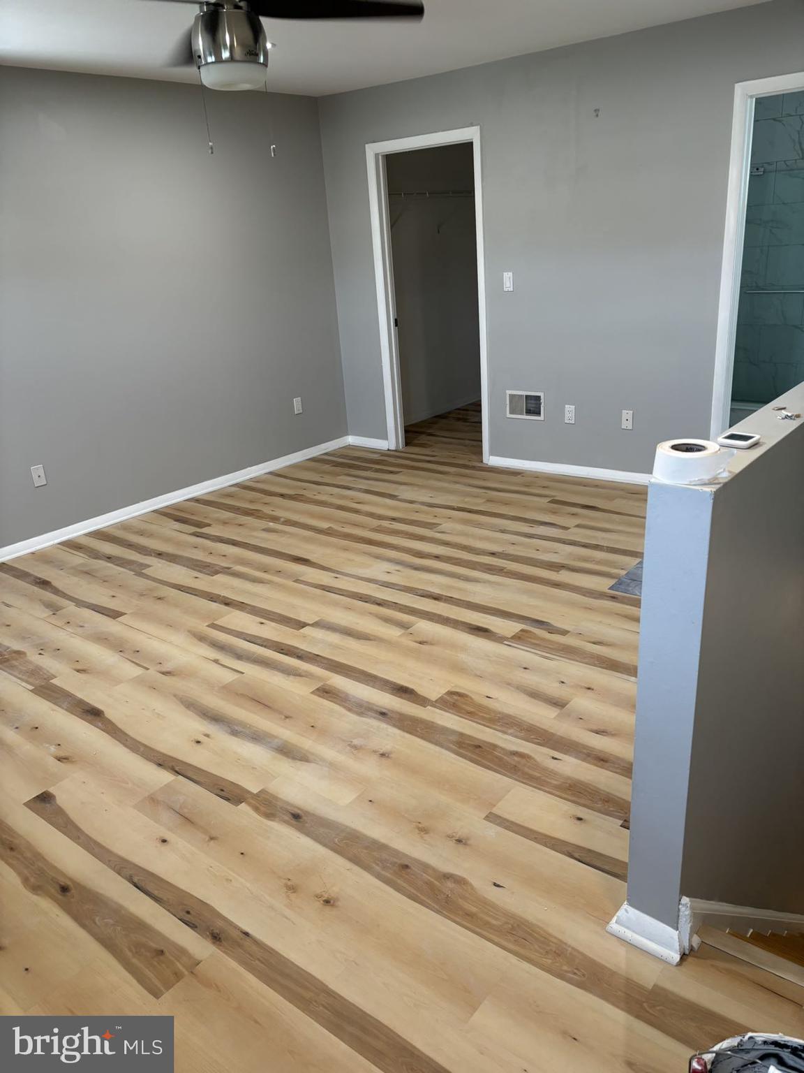 PHILADELPHIA (NORTHEAST) - Residential Lease