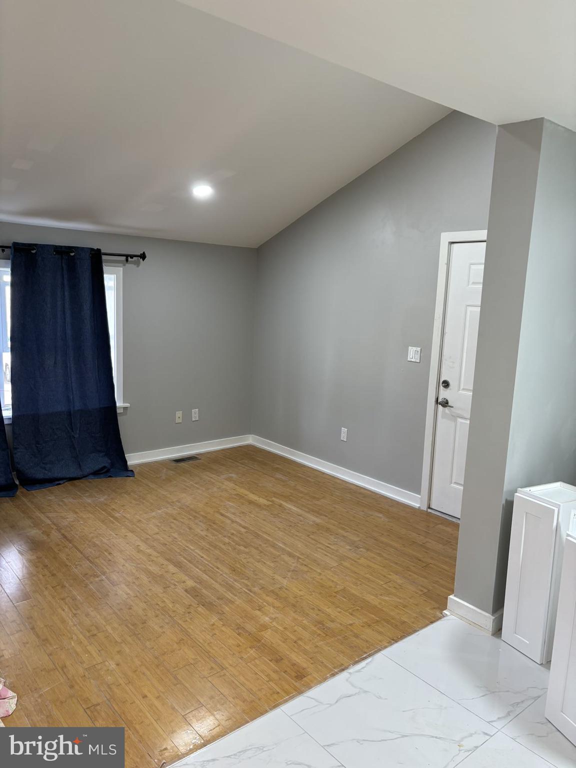 PHILADELPHIA (NORTHEAST) - Residential Lease