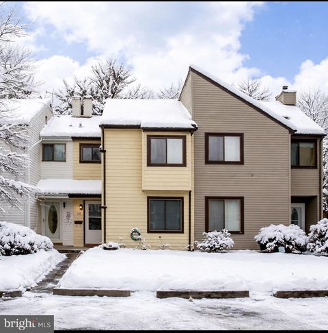 10 CANDLEWICK COURT NEW CASTLE DE 19720