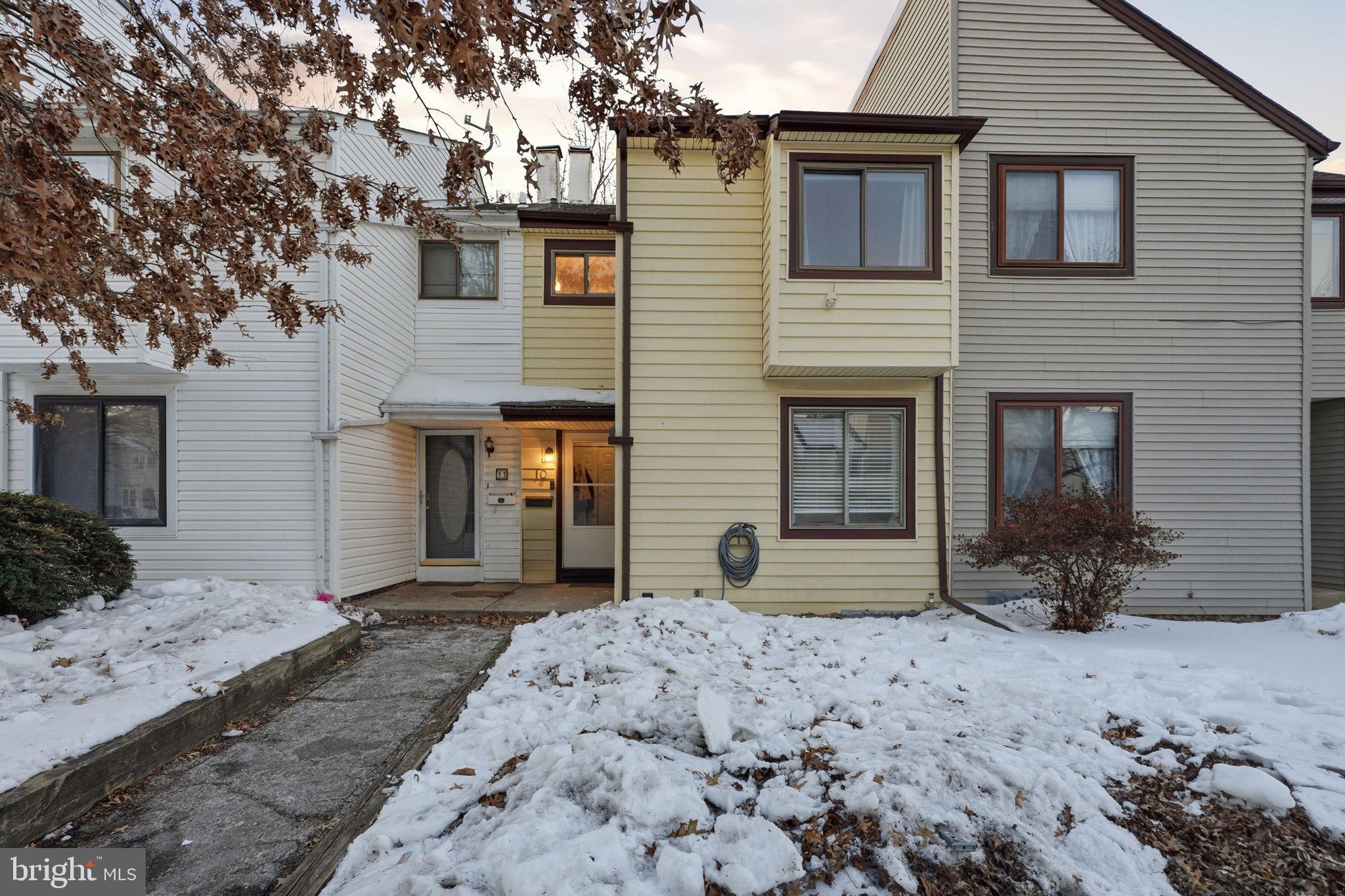 WILTON - Residential