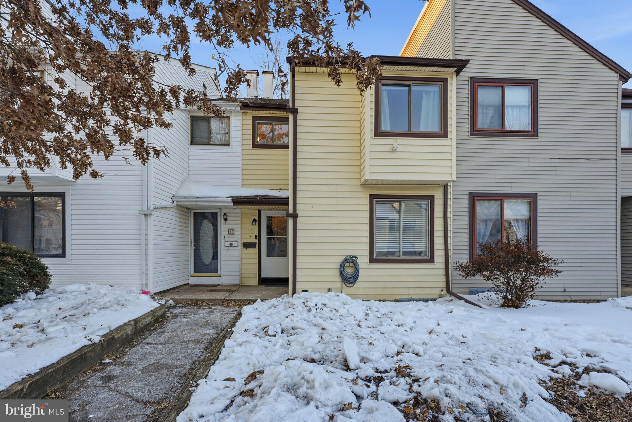 WILTON - Residential