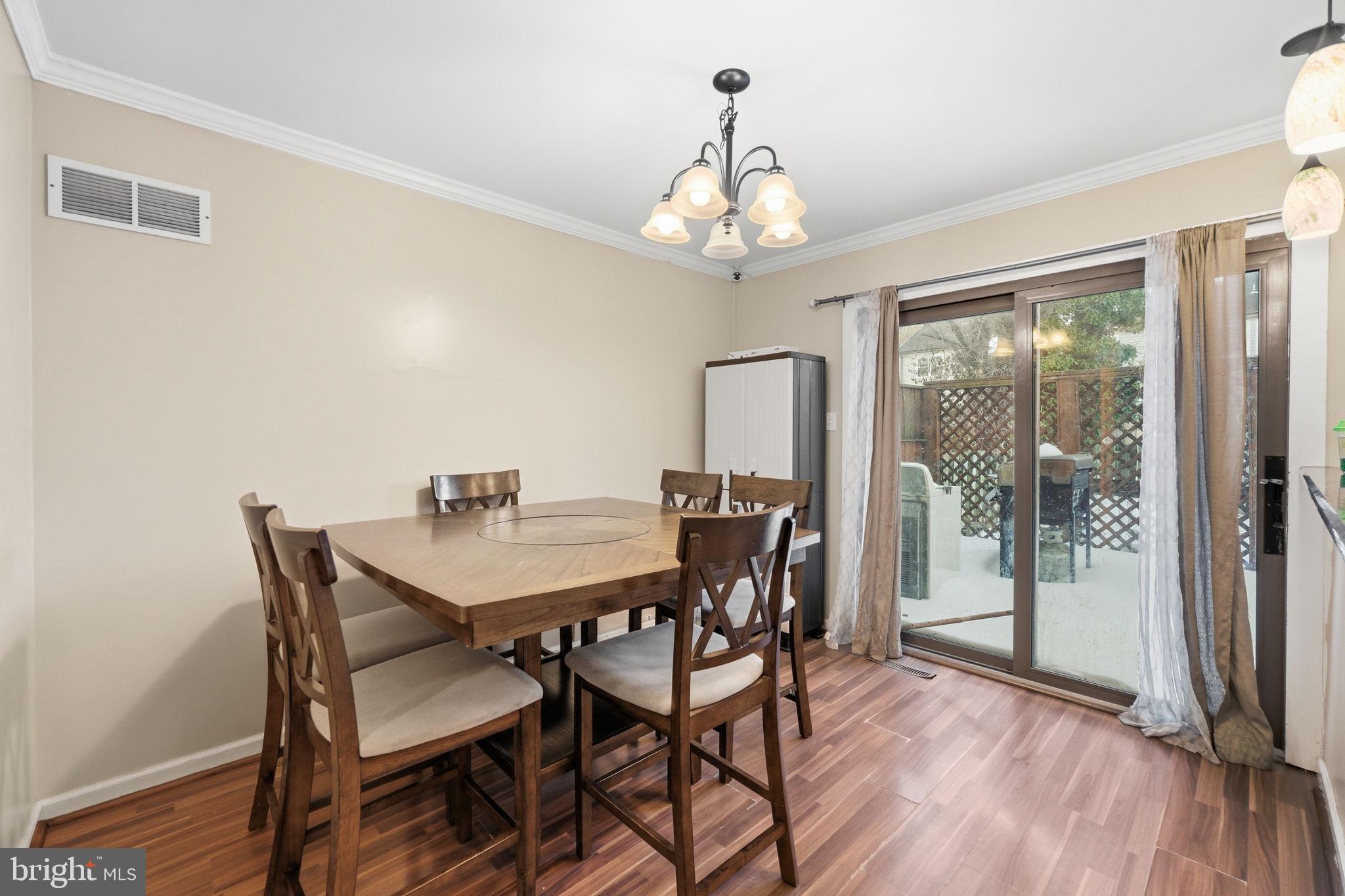 WILTON - Residential