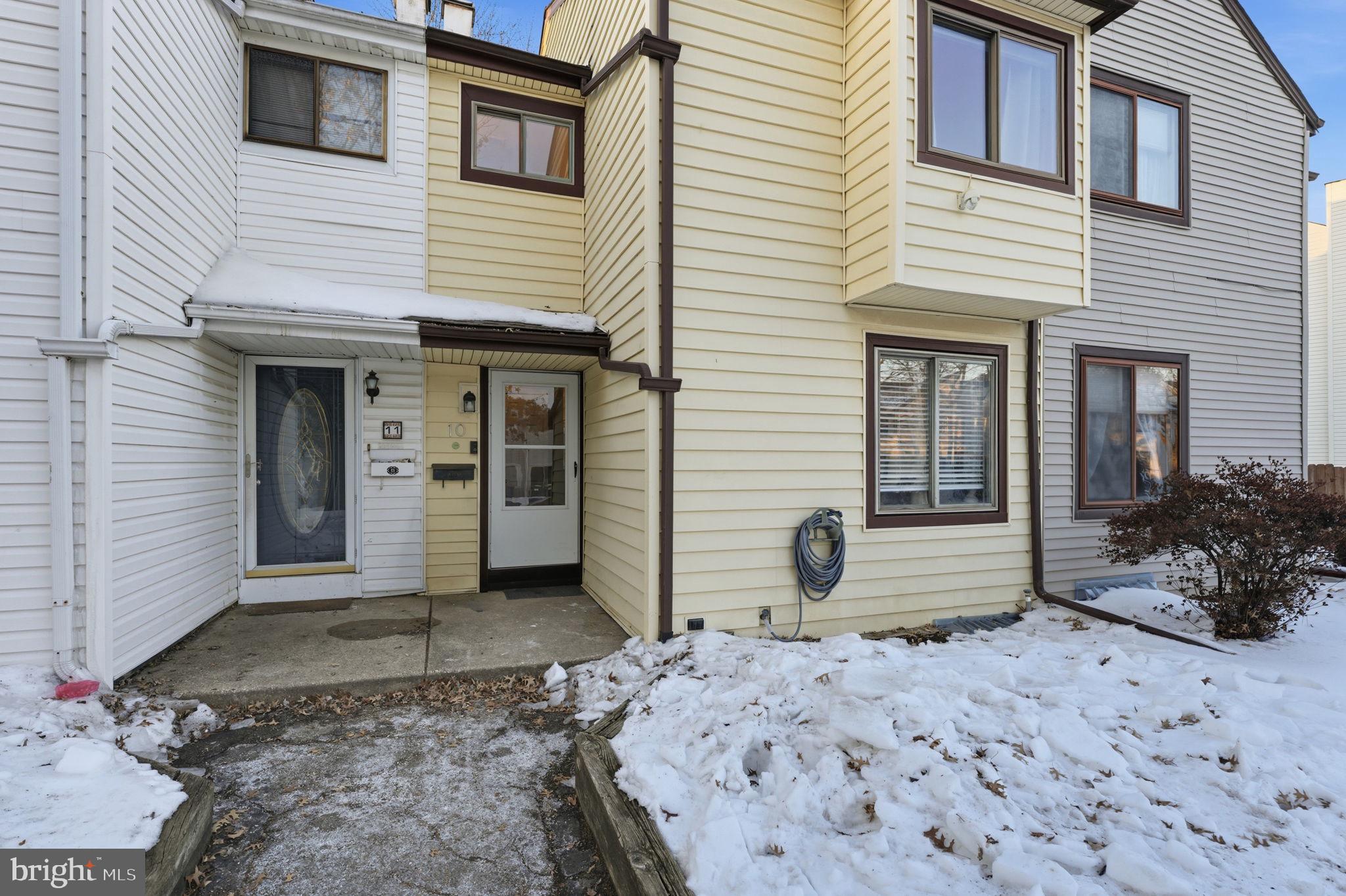 WILTON - Residential