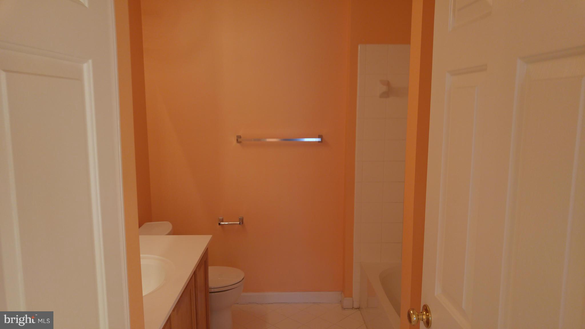 LAKELAND PLACE - Residential