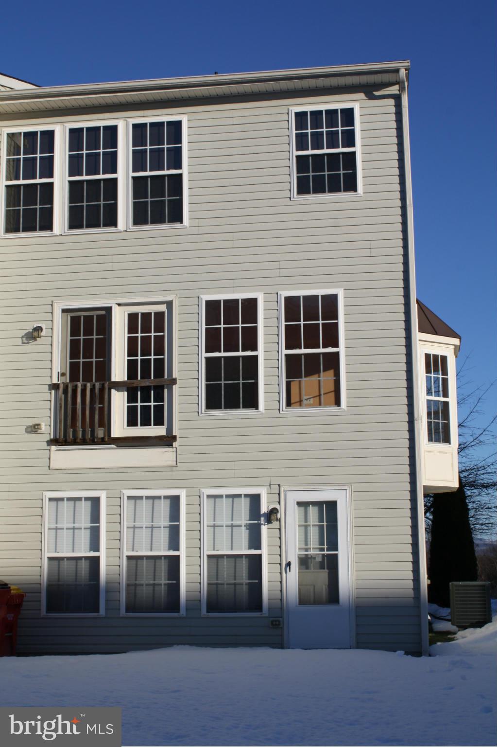 LAKELAND PLACE - Residential