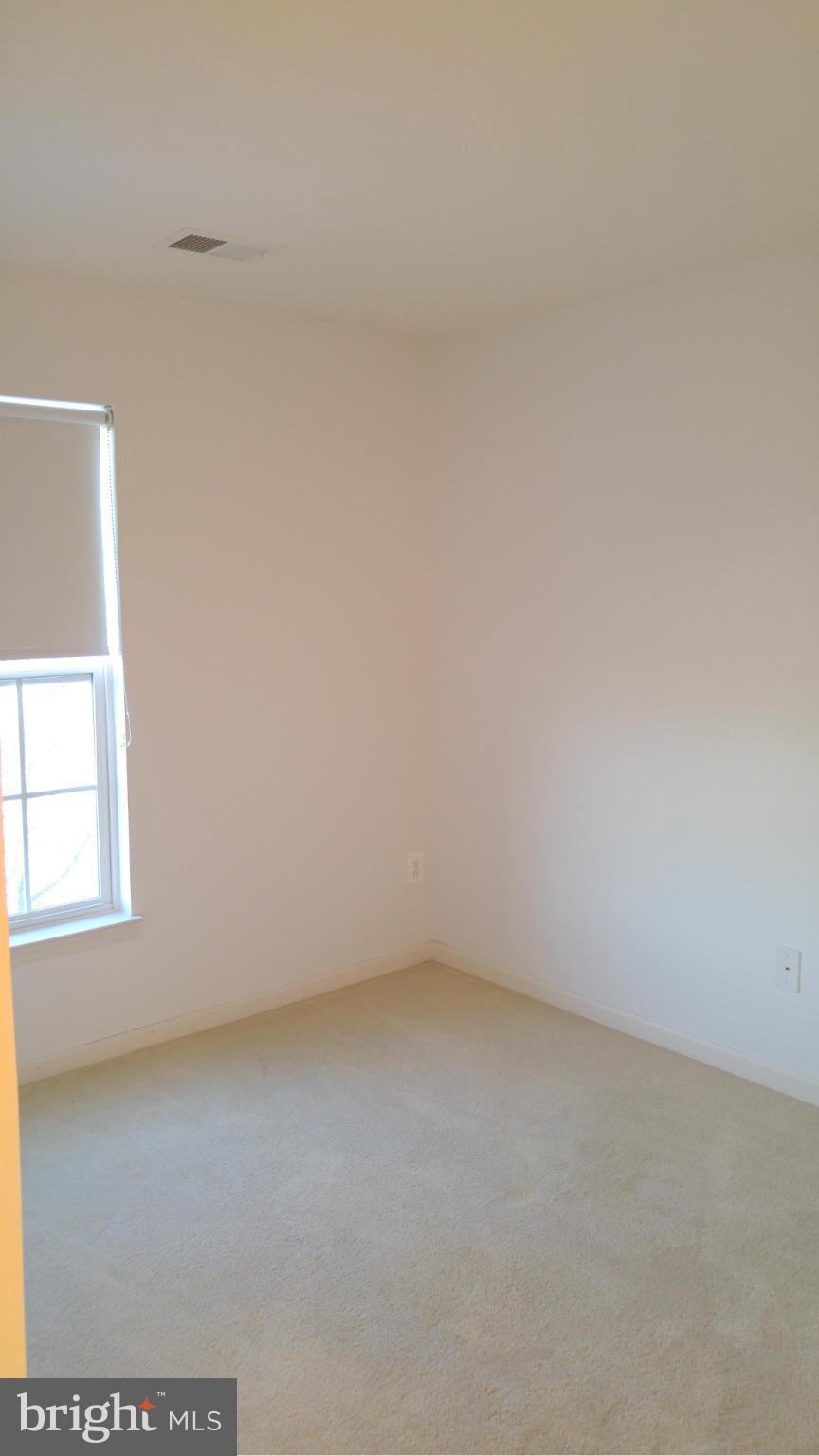 LAKELAND PLACE - Residential