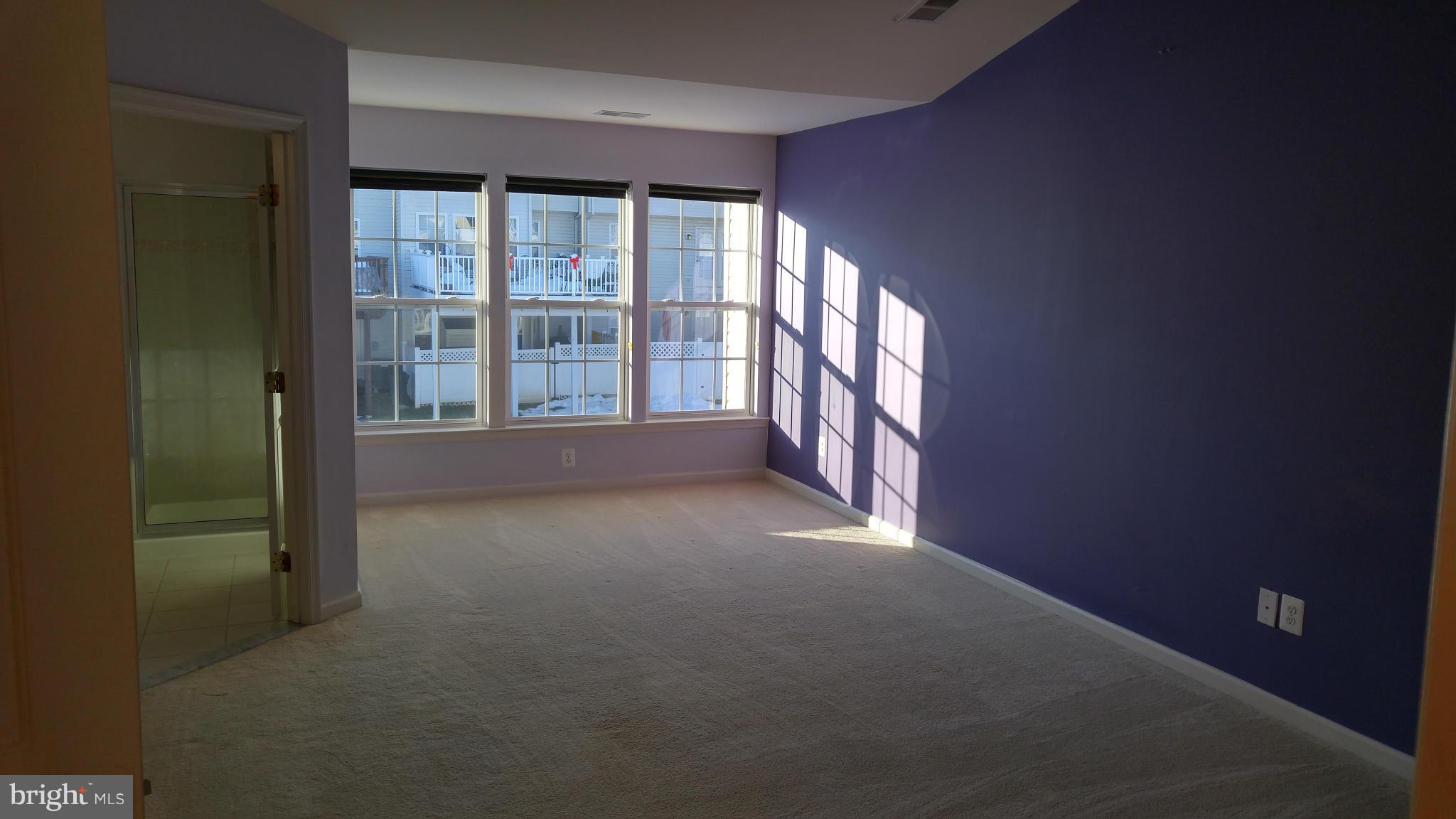 LAKELAND PLACE - Residential