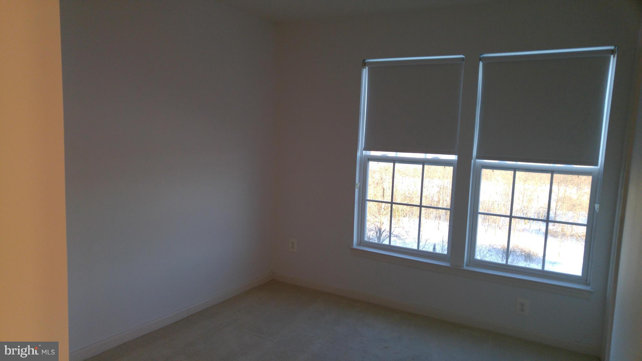 LAKELAND PLACE - Residential