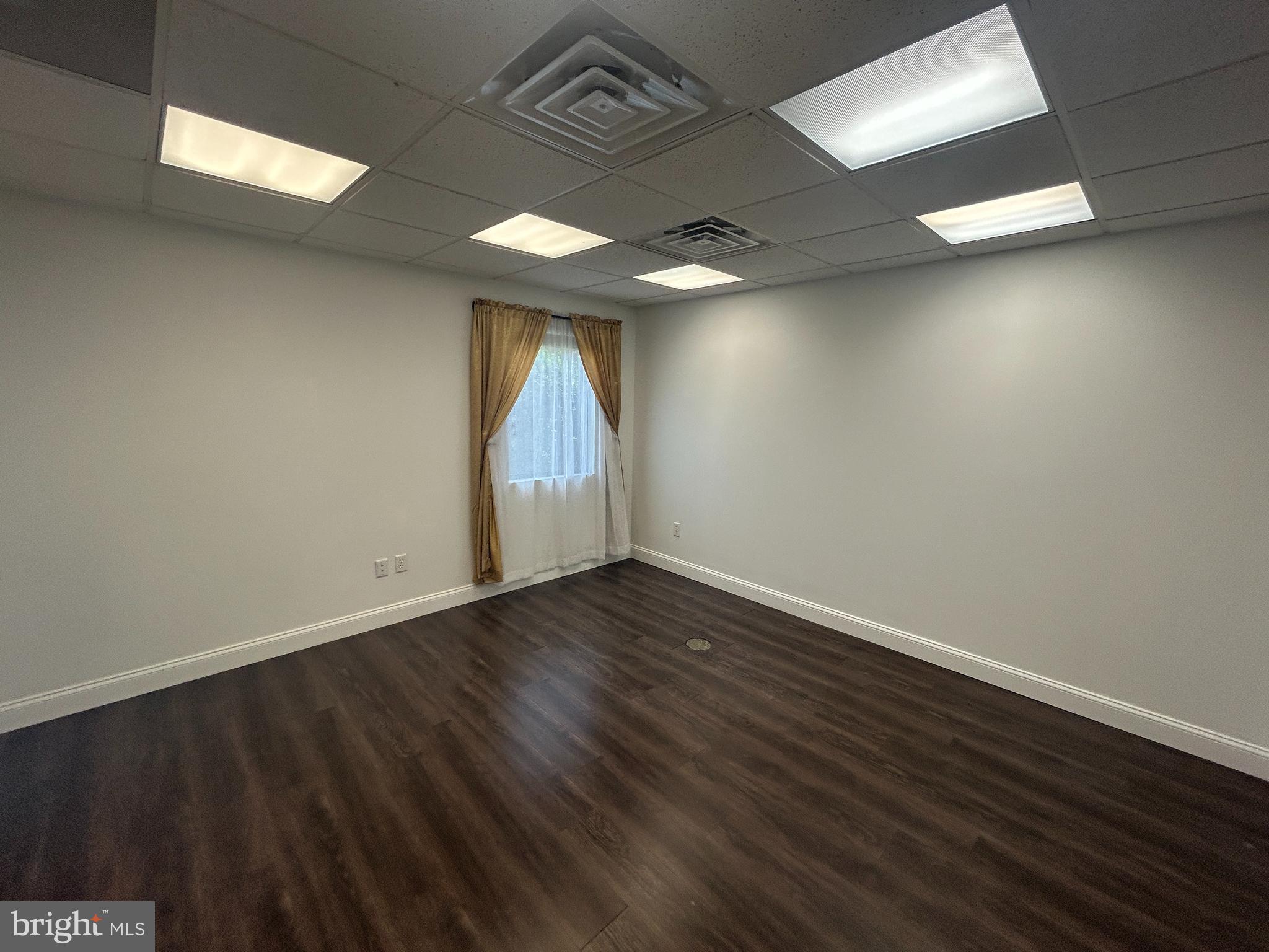 505 W MARKET STREET 3