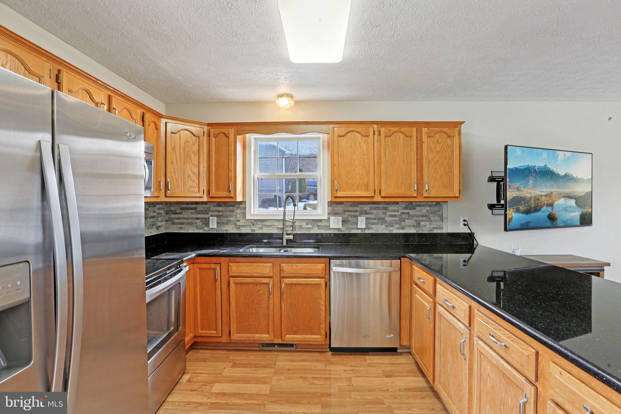 WILLIAMSBURG - Residential