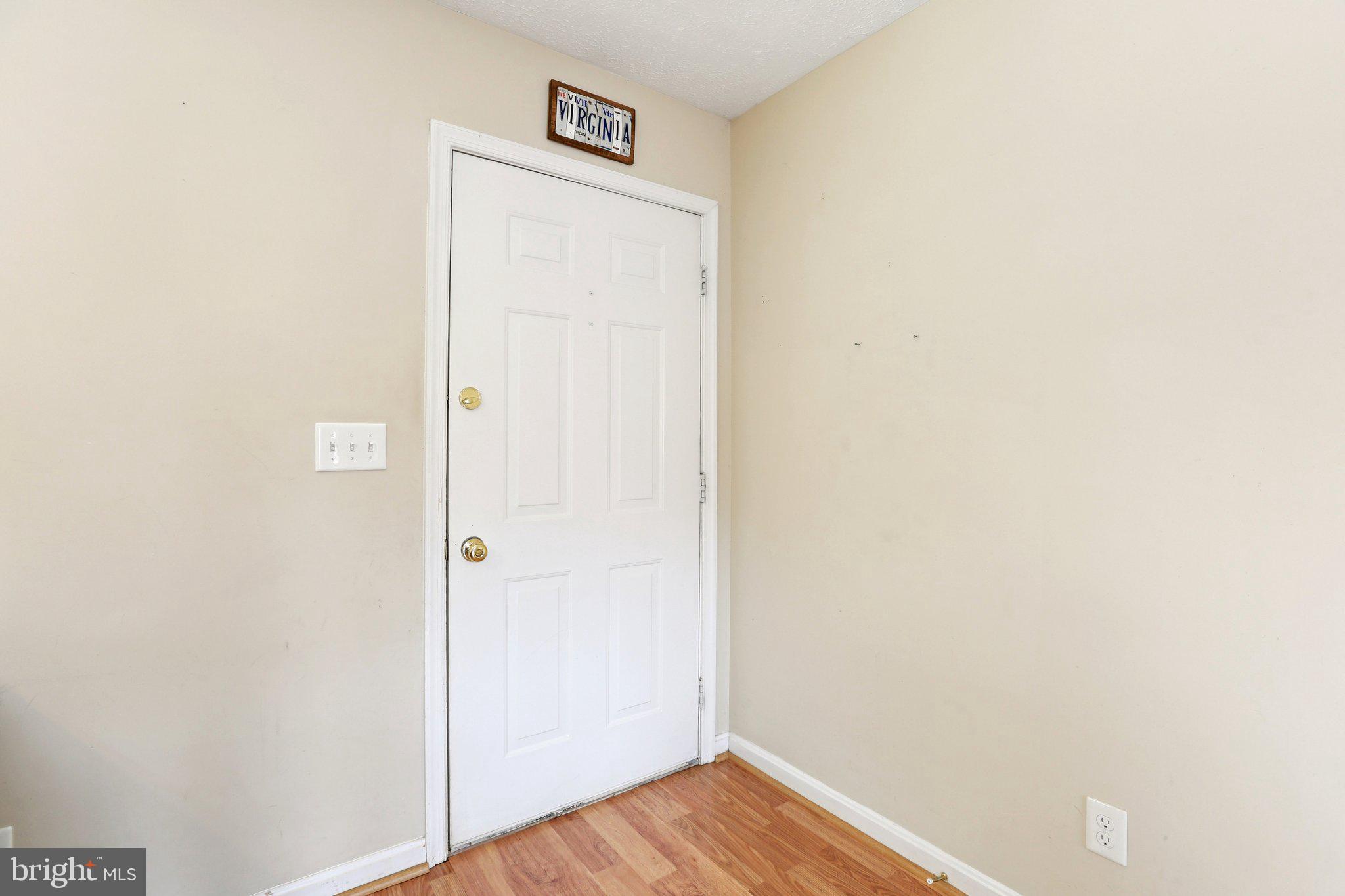 WILLIAMSBURG - Residential