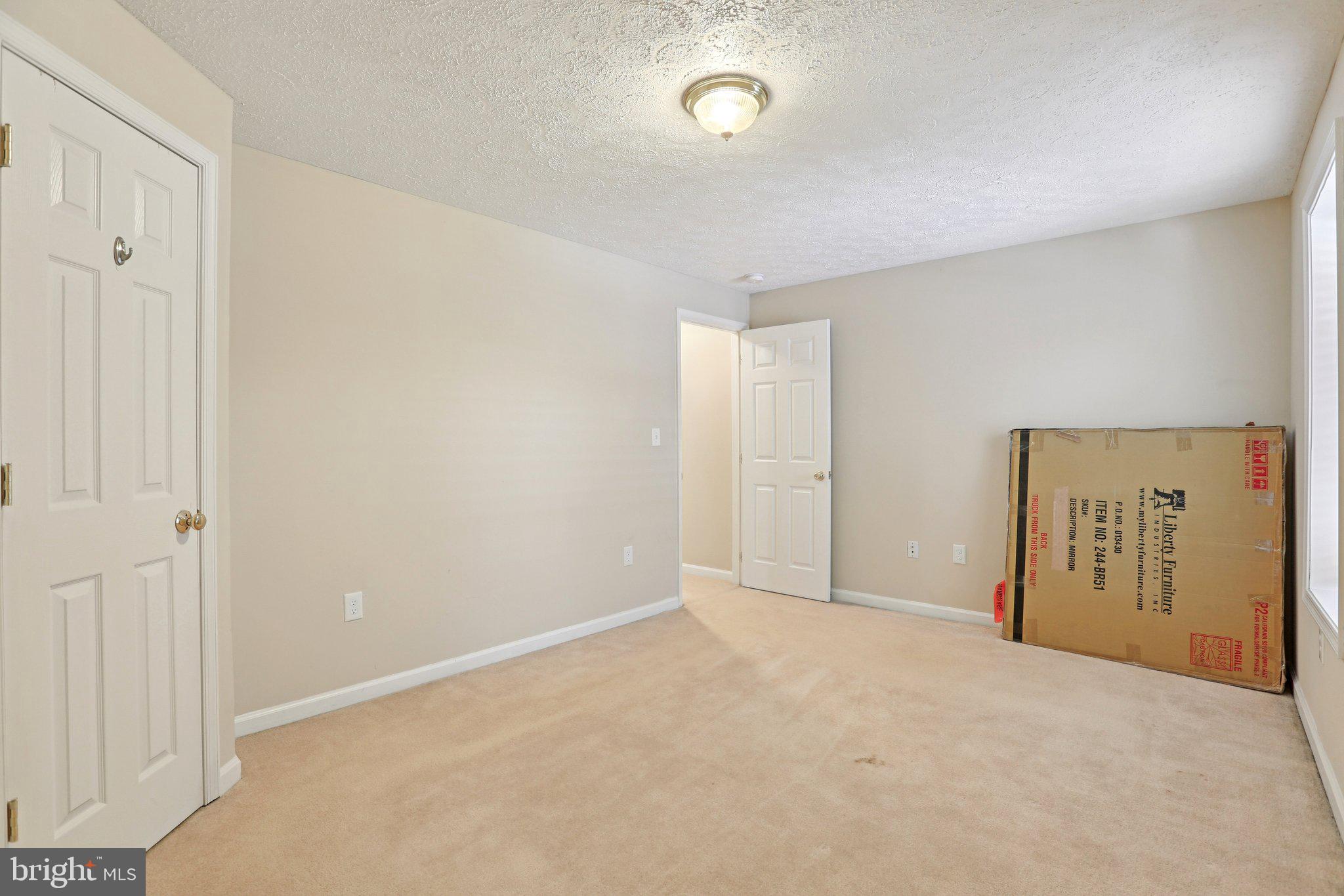 WILLIAMSBURG - Residential