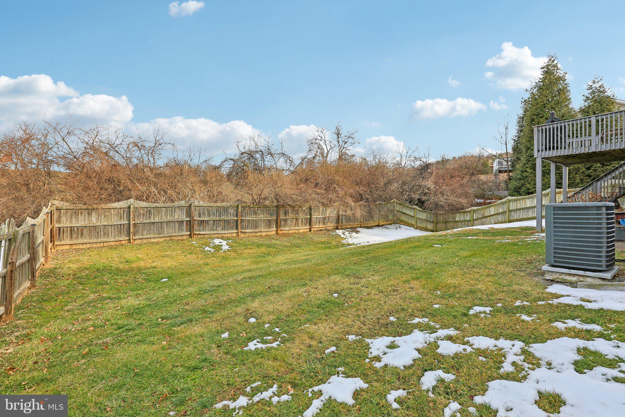 WILLIAMSBURG - Residential