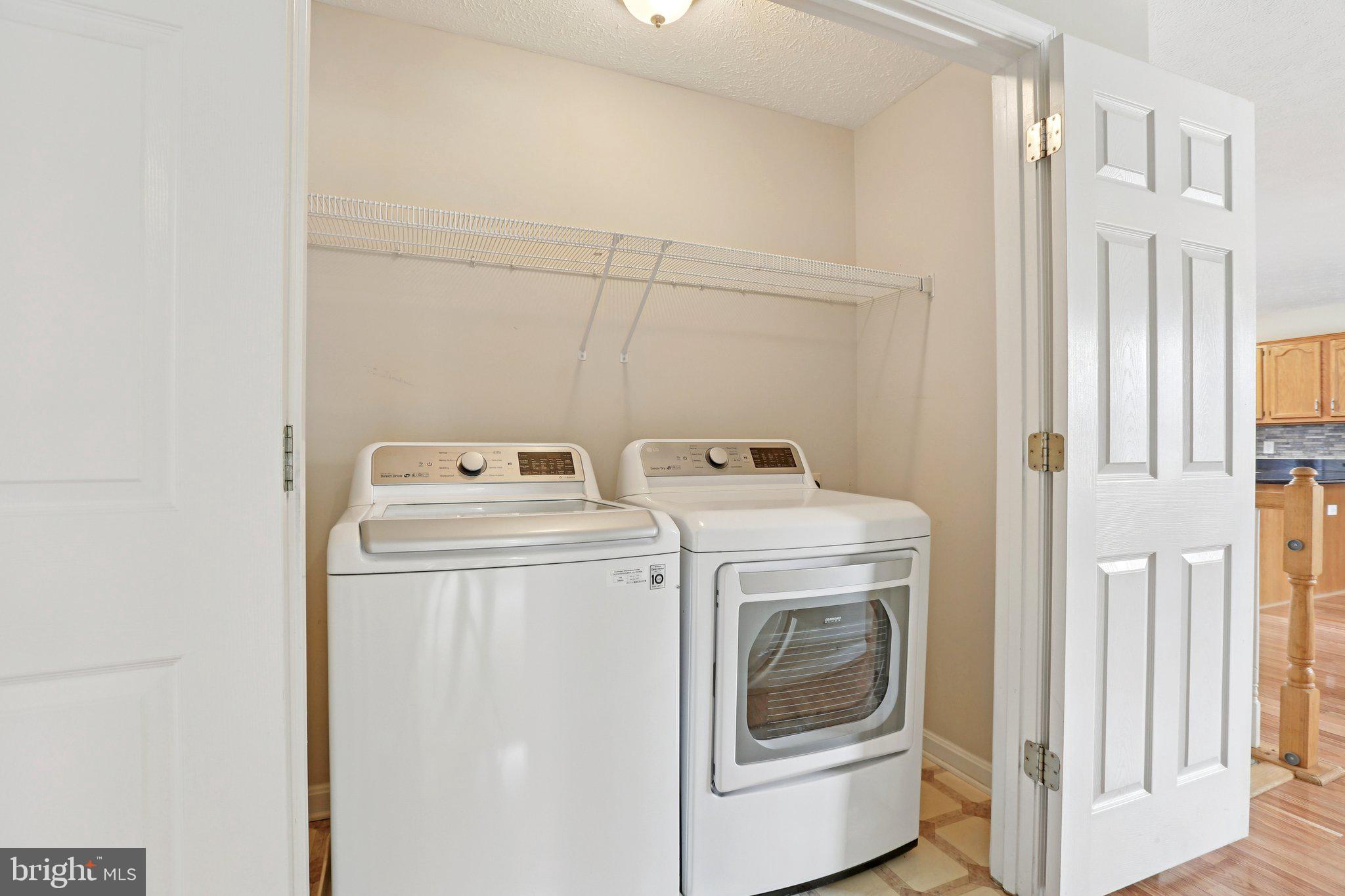 WILLIAMSBURG - Residential