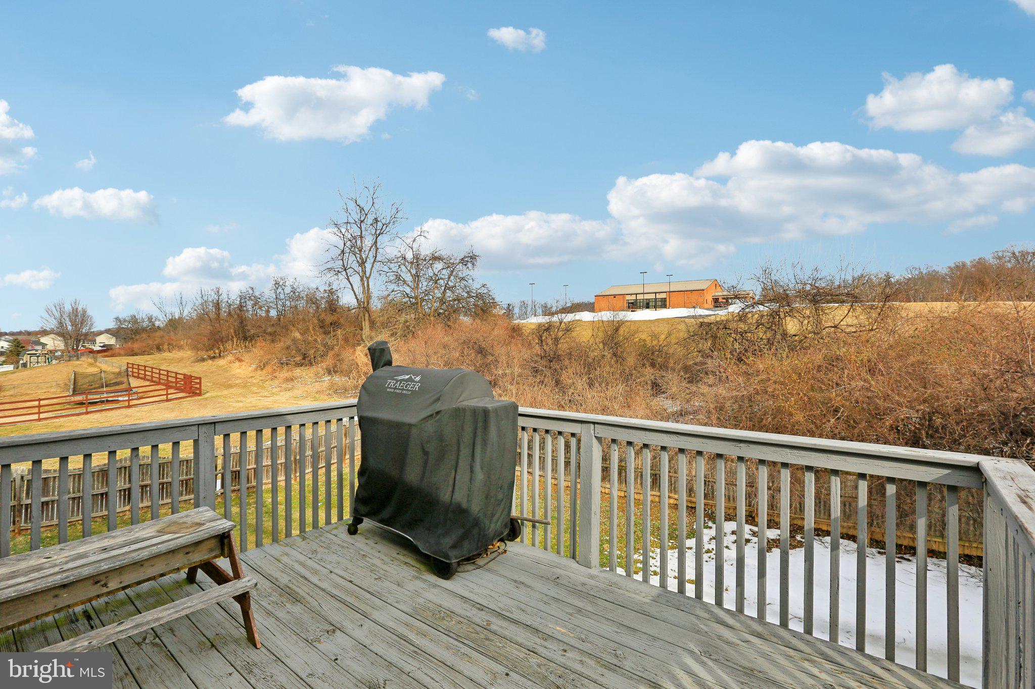 WILLIAMSBURG - Residential