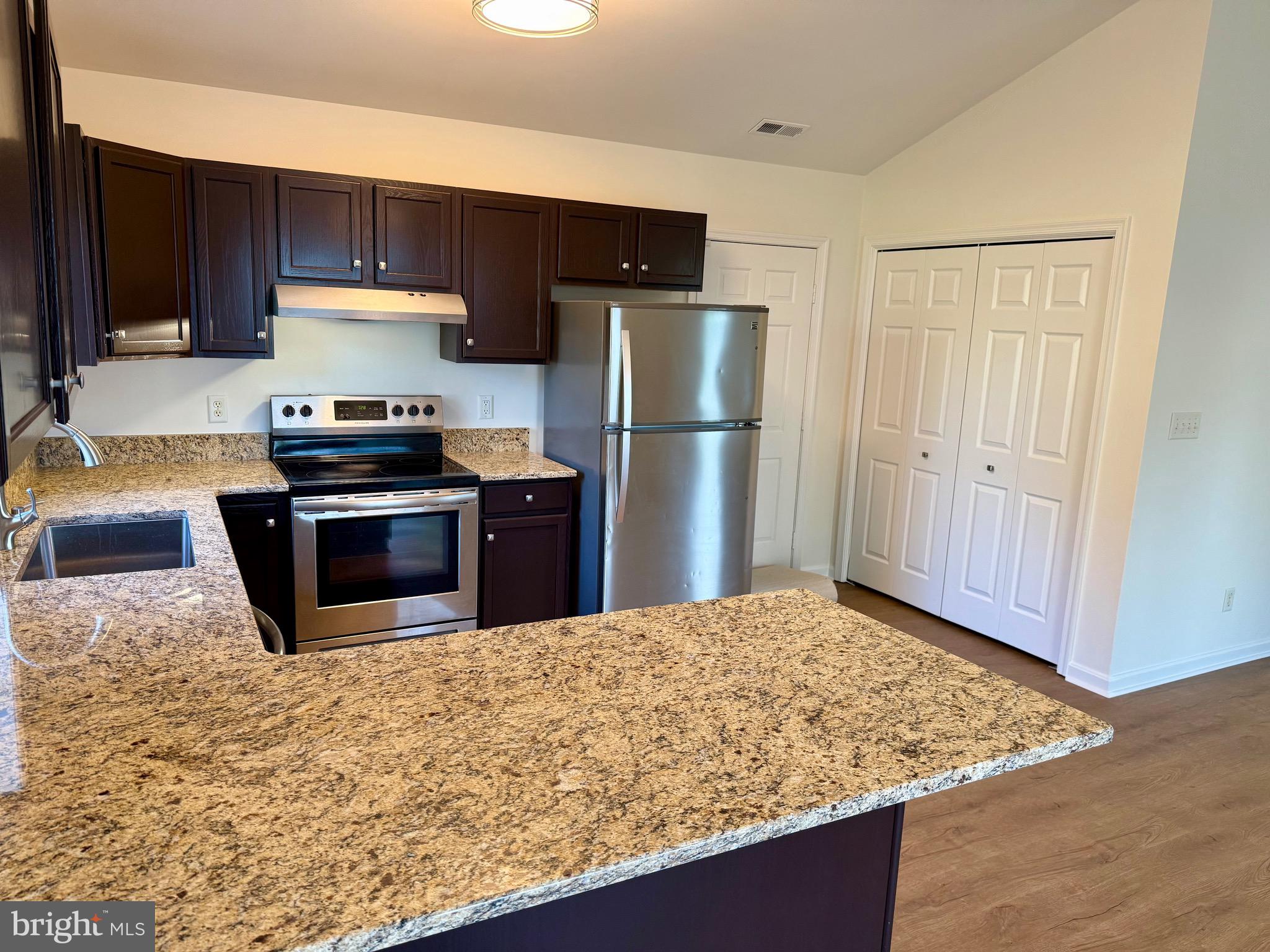 SAW MILL VIL - Residential