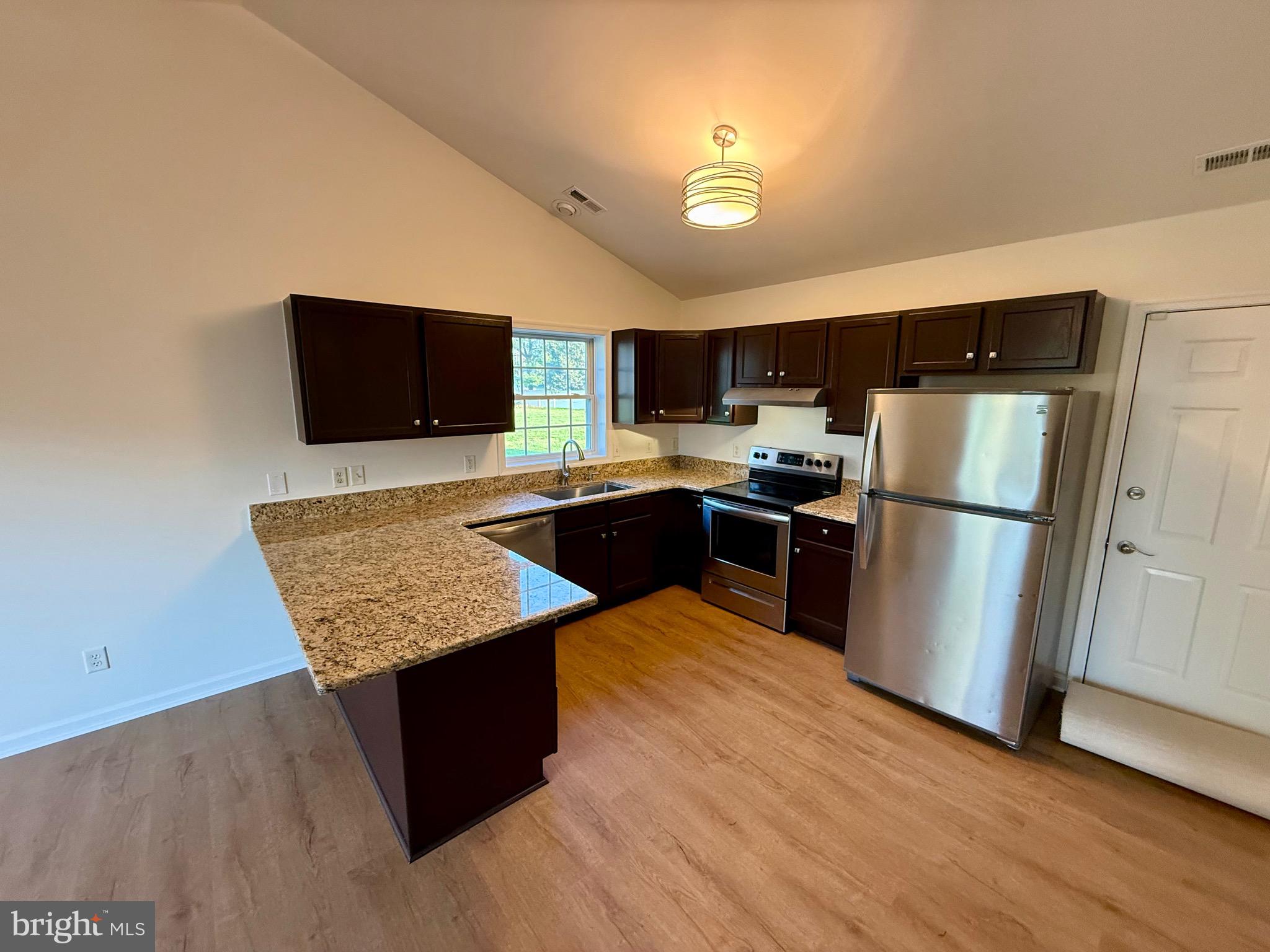 SAW MILL VIL - Residential