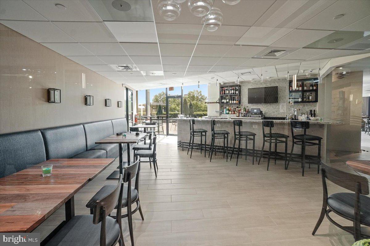 PROMENADE TOWERS - Residential