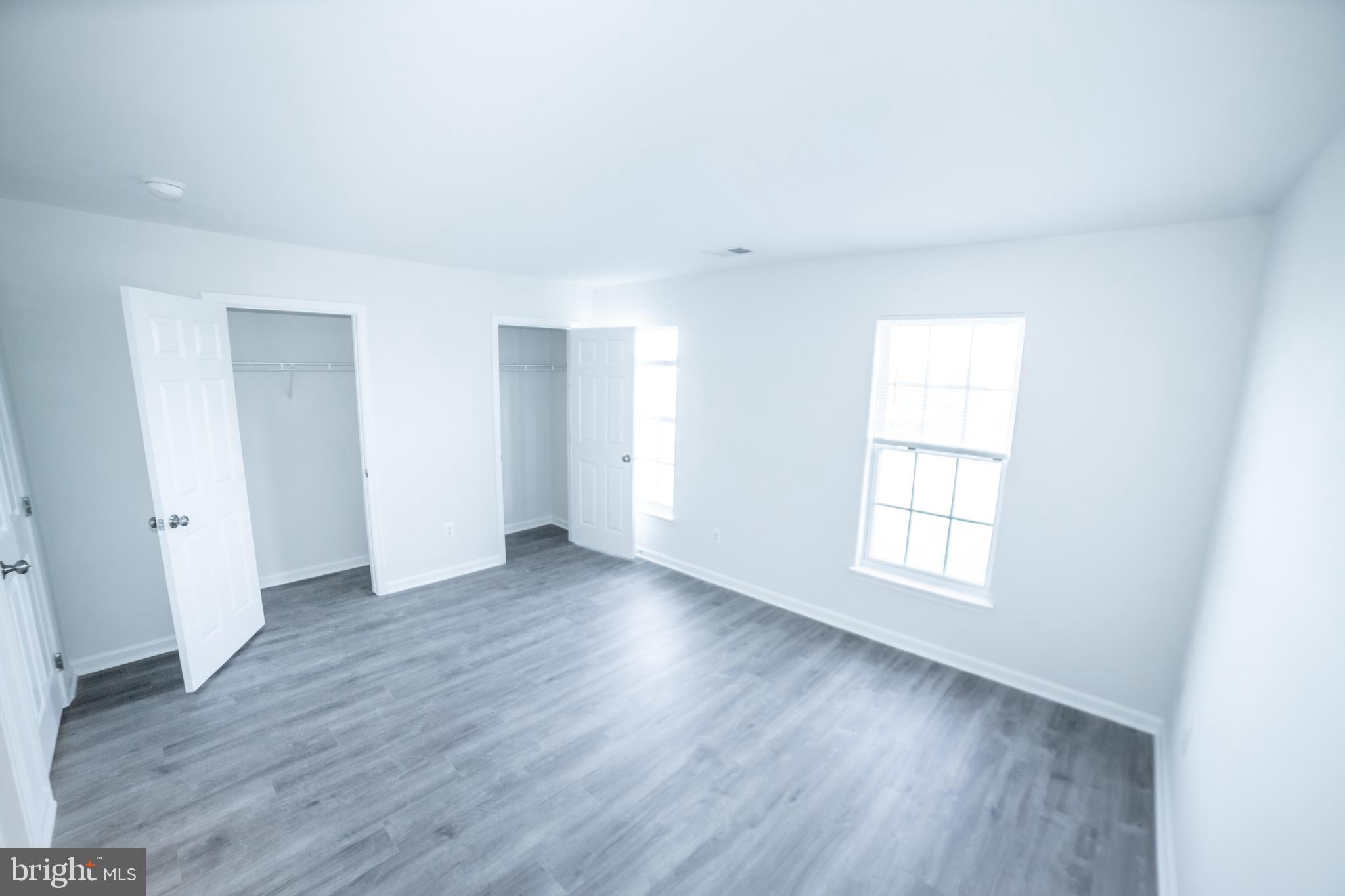 FOUNDERS RIDGE - Residential