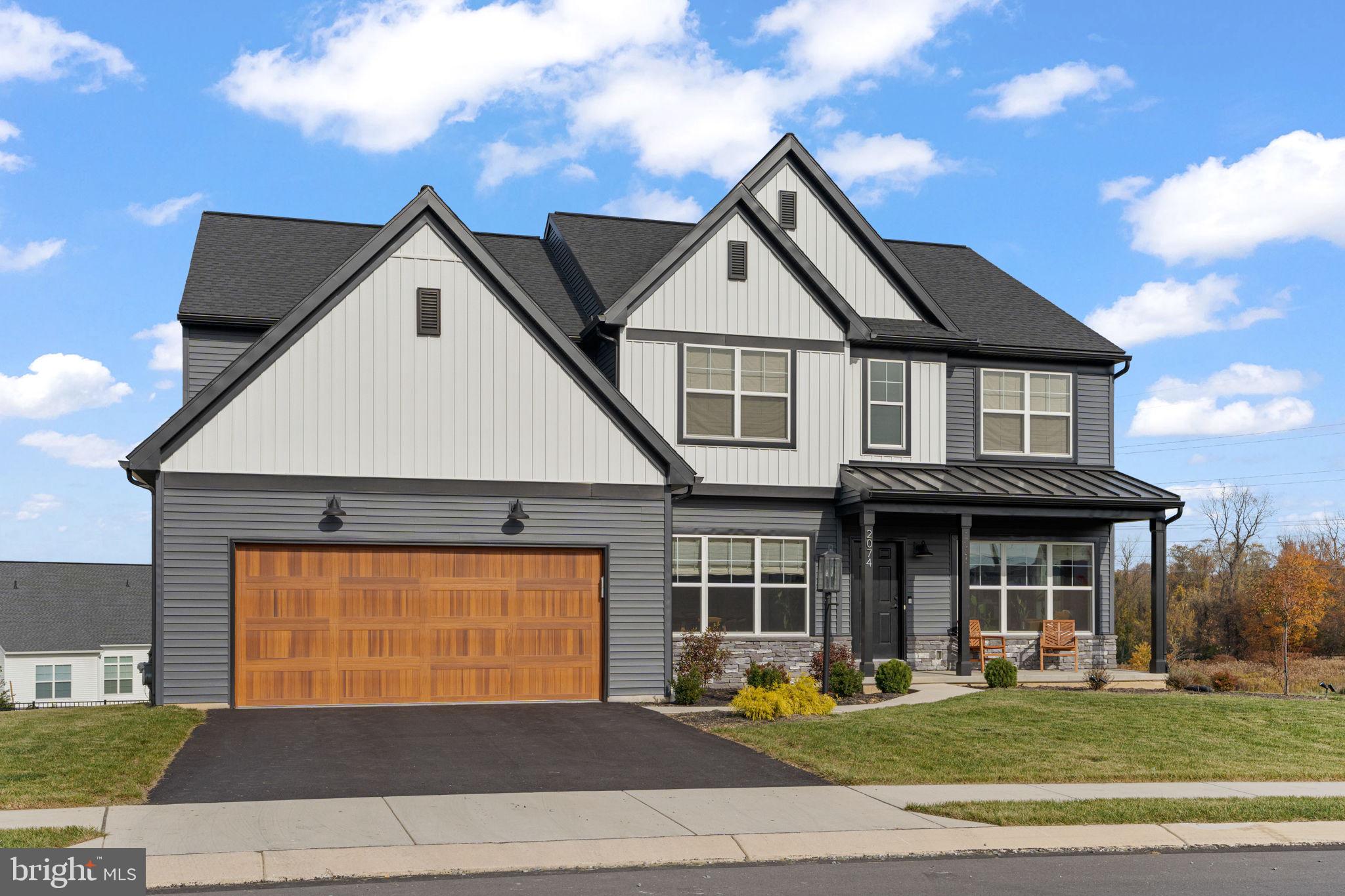 AUTUMN CHASE - Residential