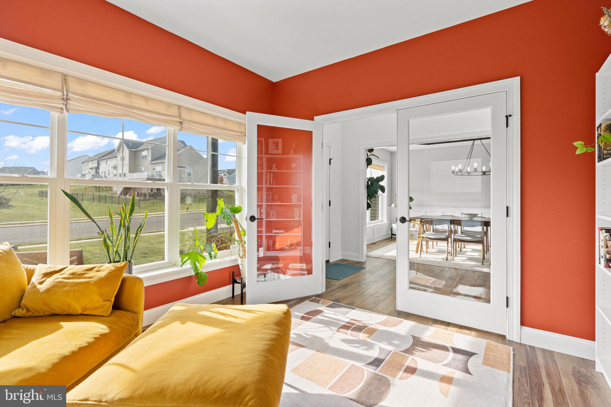 AUTUMN CHASE - Residential