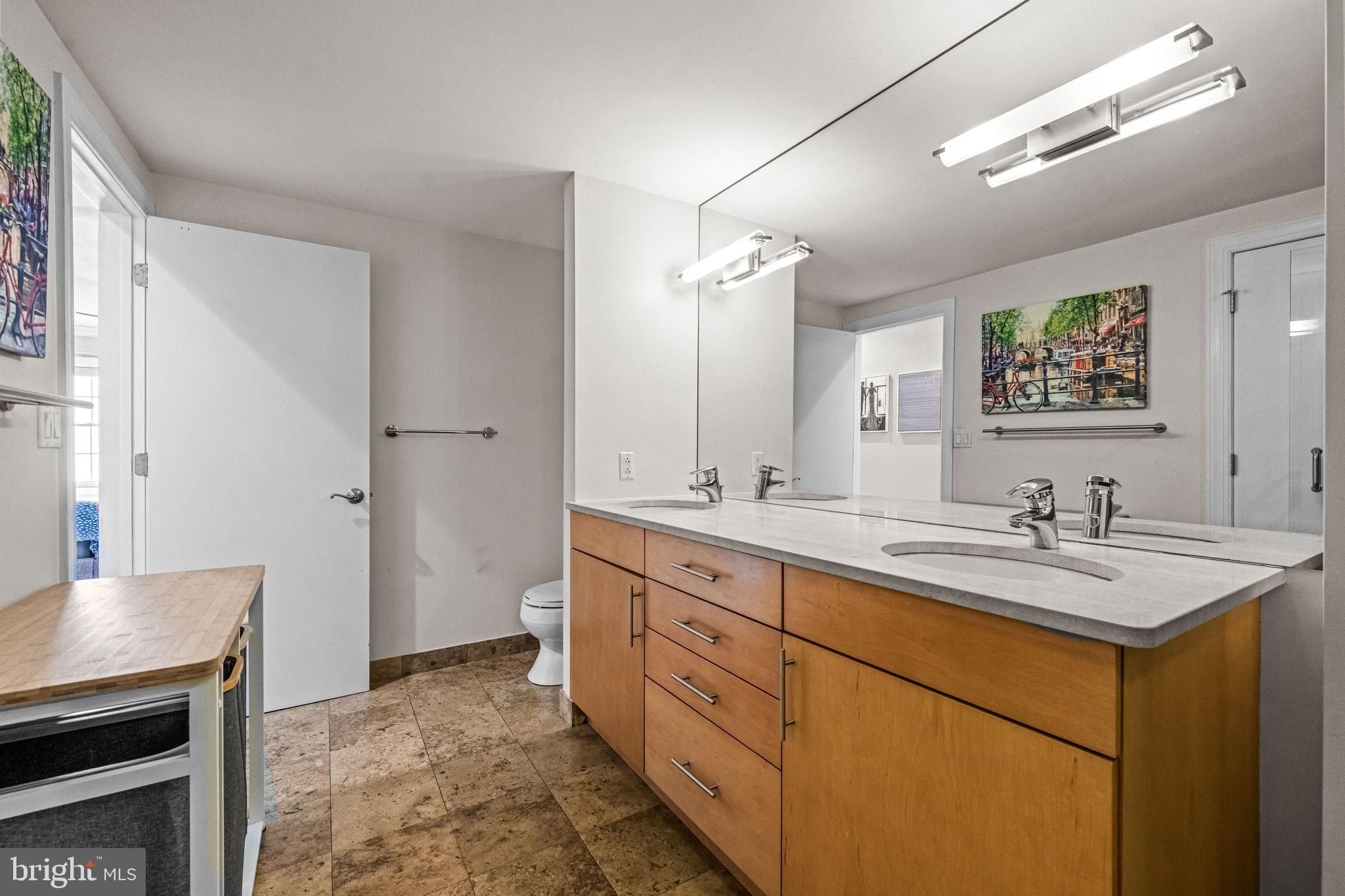 OLD CITY - Residential