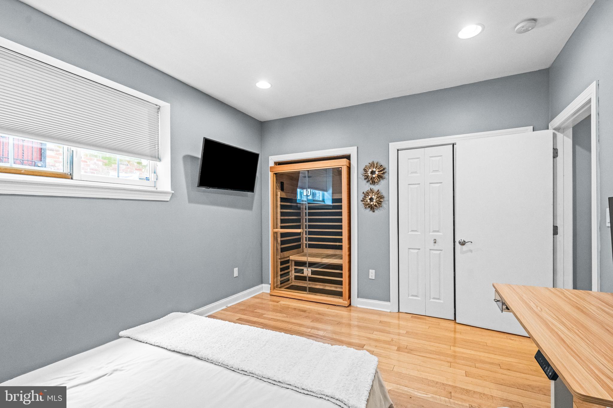 OLD CITY - Residential