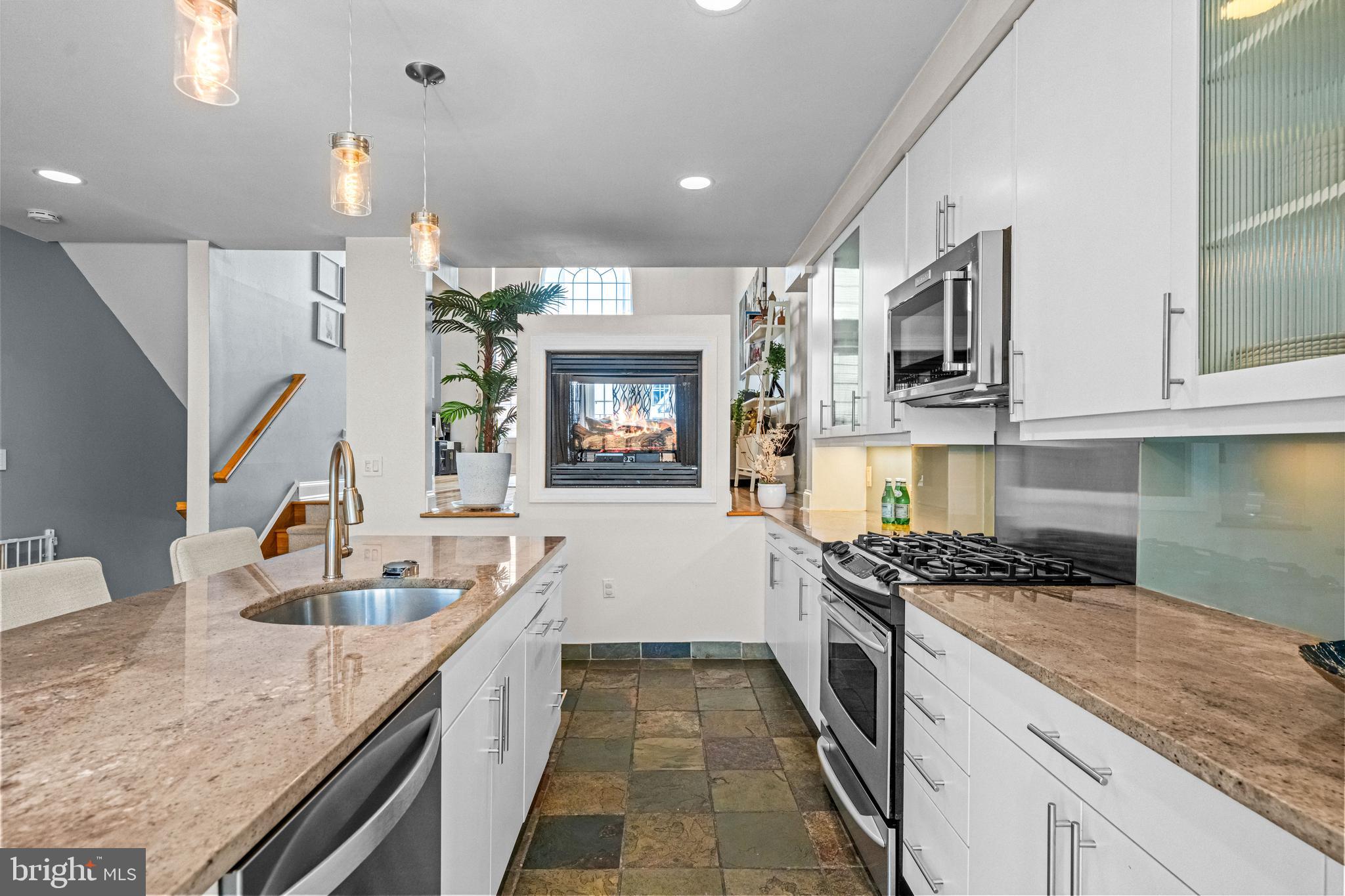 OLD CITY - Residential