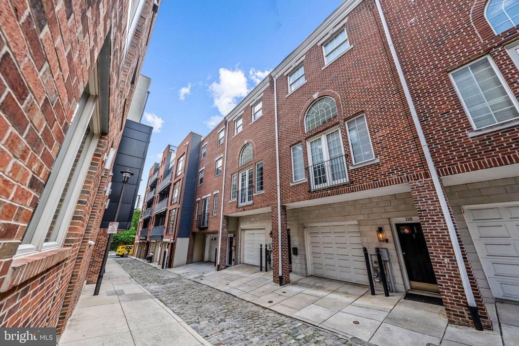 Photo of 116 Quarry Street, PHILADELPHIA, PA 19106 (MLS # PAPH2532964)