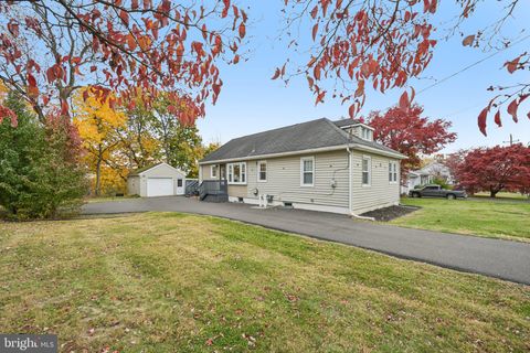 211 SUMMER AVENUE HORSHAM PA 19044