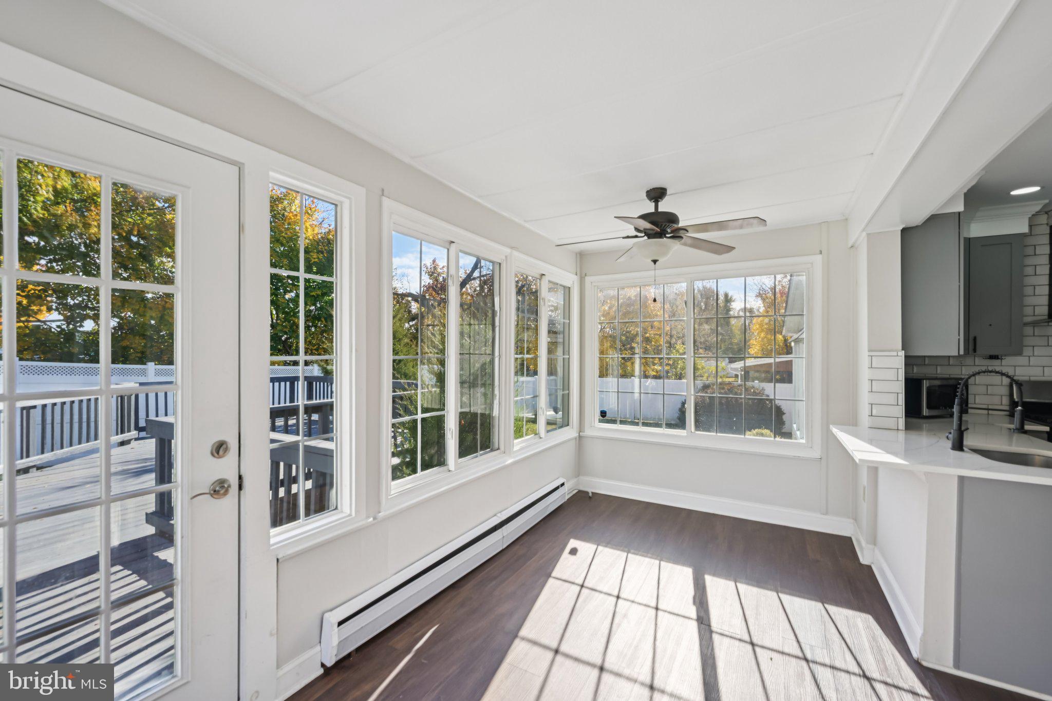 MEETINGHOUSE VIL - Residential