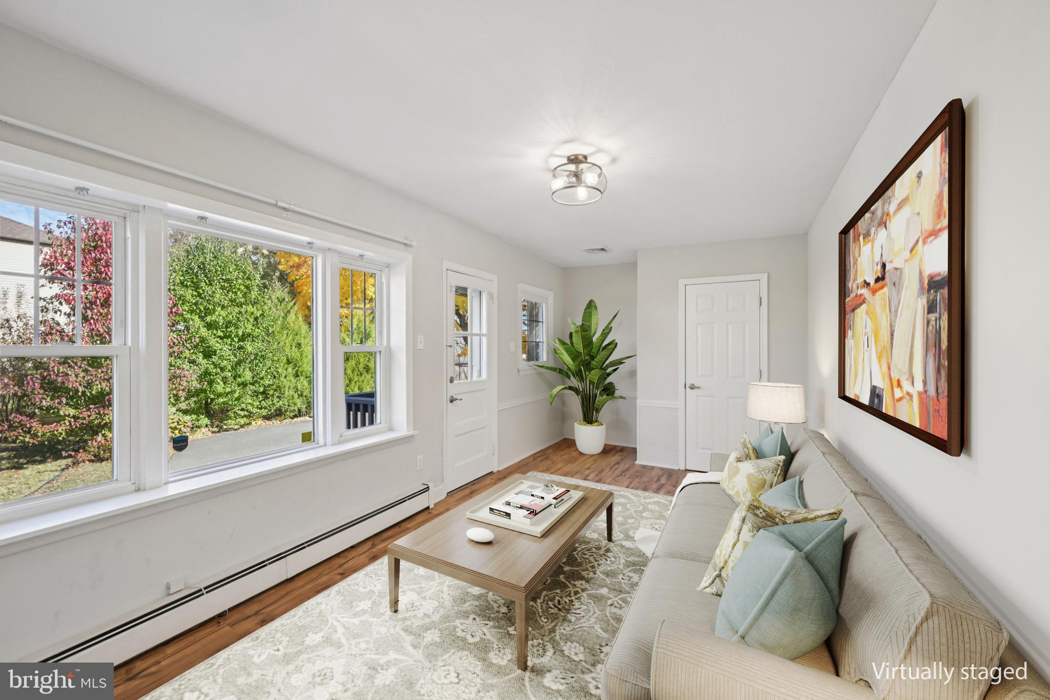 MEETINGHOUSE VIL - Residential