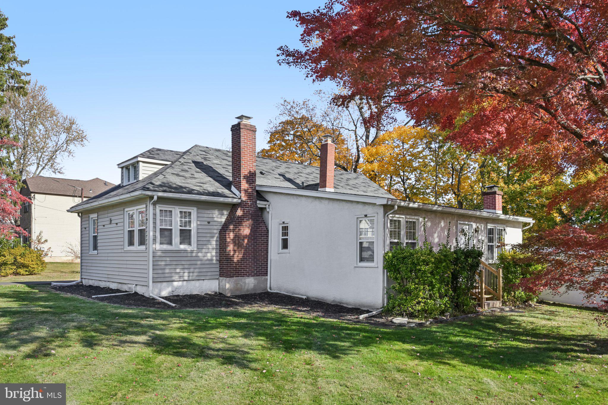 MEETINGHOUSE VIL - Residential