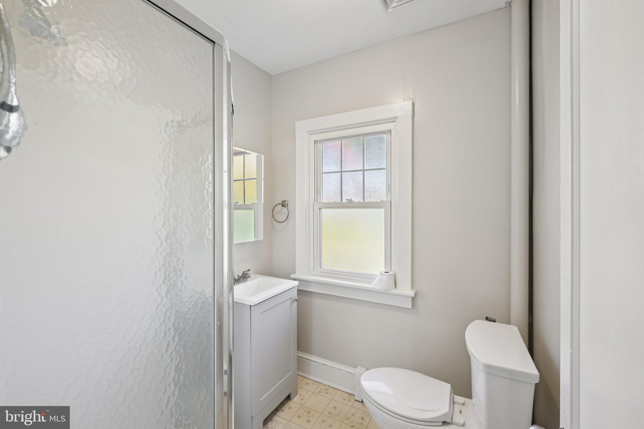 MEETINGHOUSE VIL - Residential