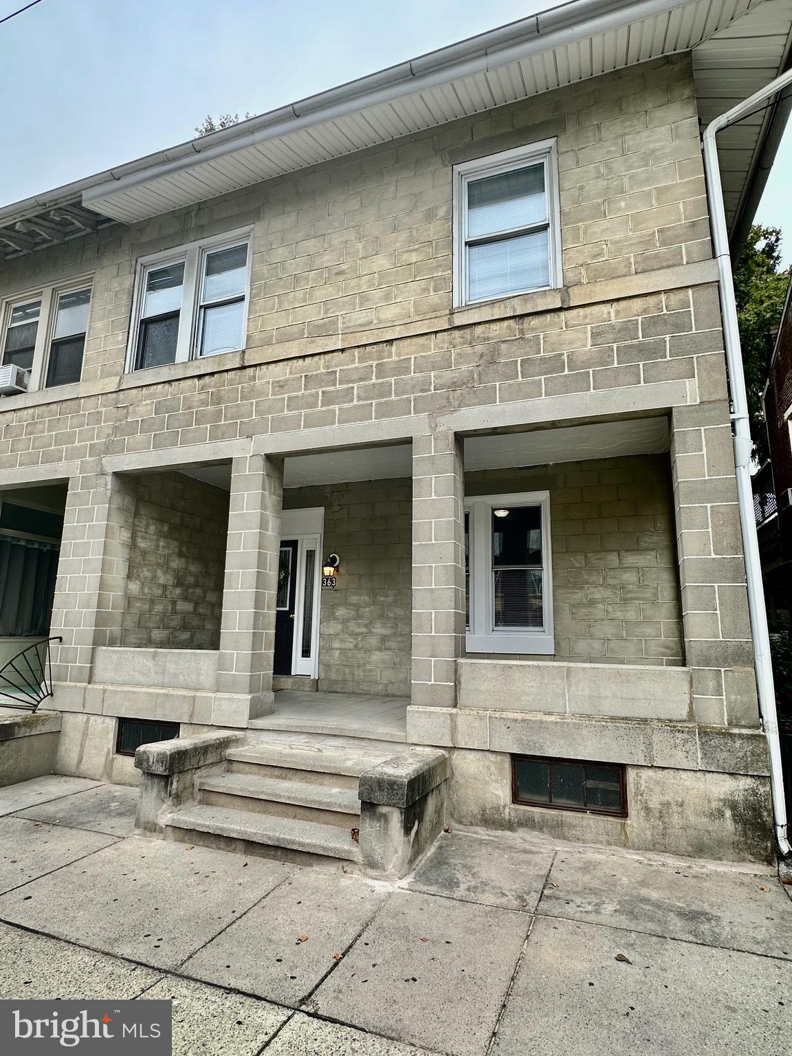 363 N 9TH STREET