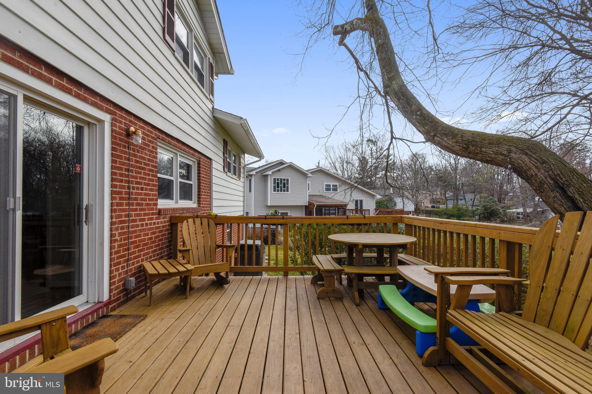 VIENNA WOODS - Residential