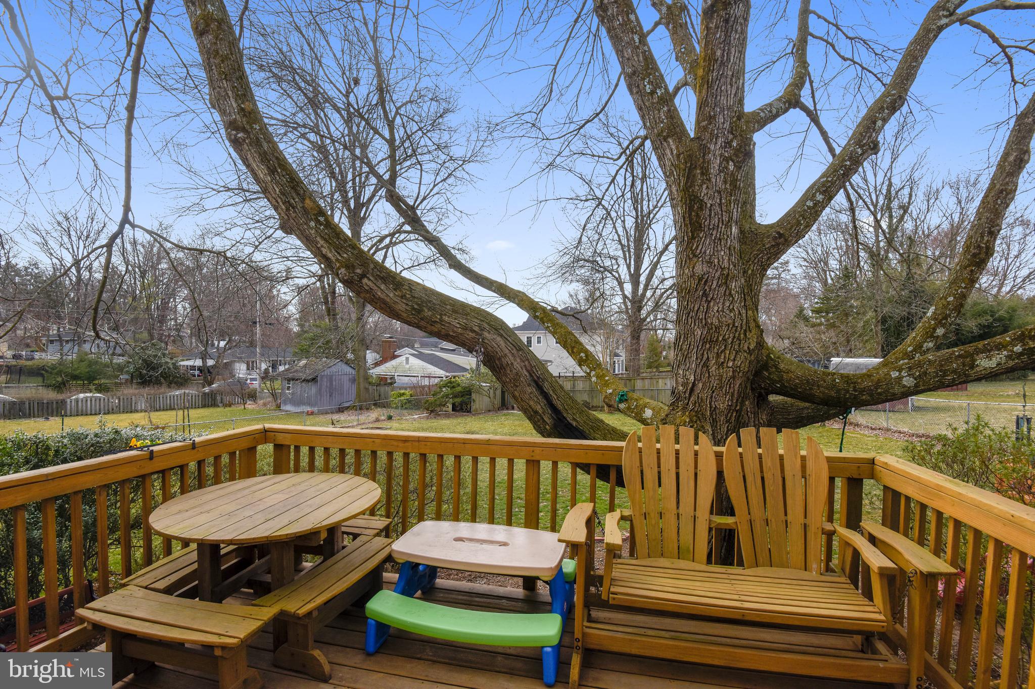 VIENNA WOODS - Residential