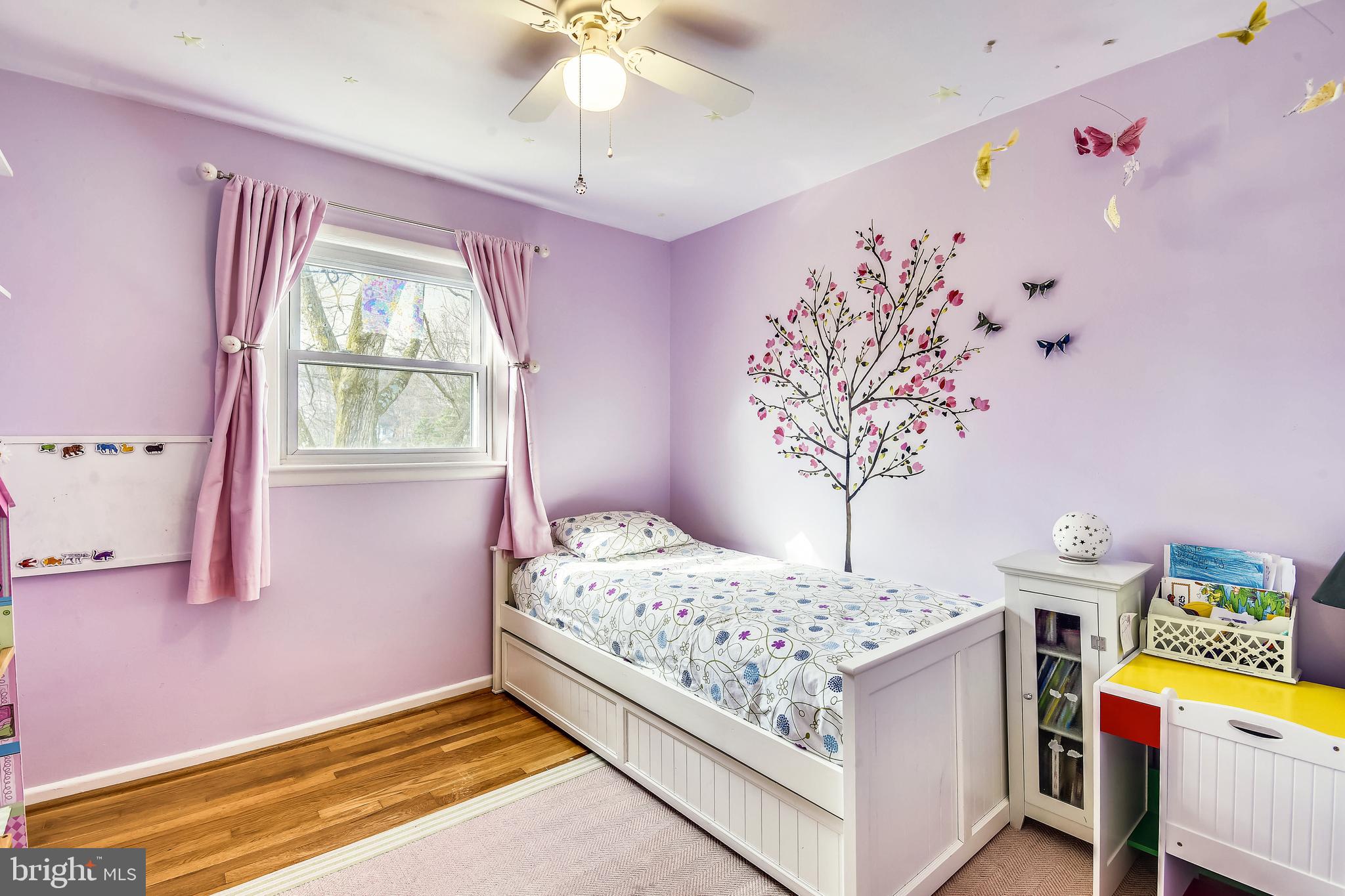 VIENNA WOODS - Residential