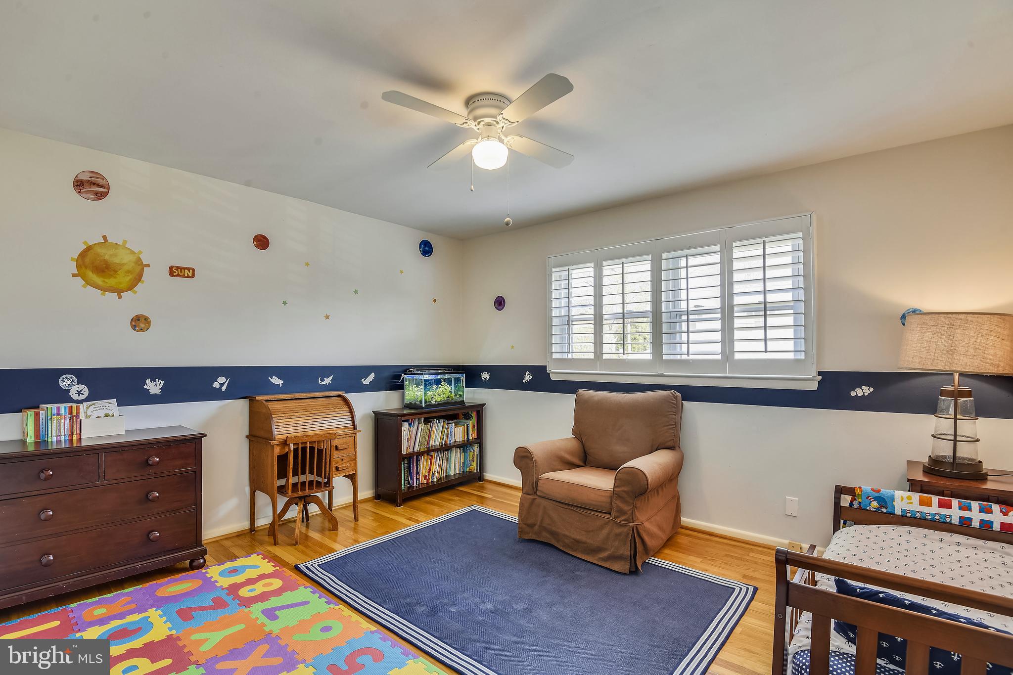 VIENNA WOODS - Residential