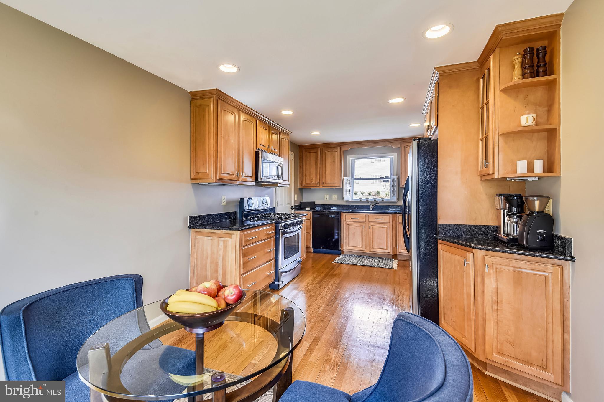 VIENNA WOODS - Residential