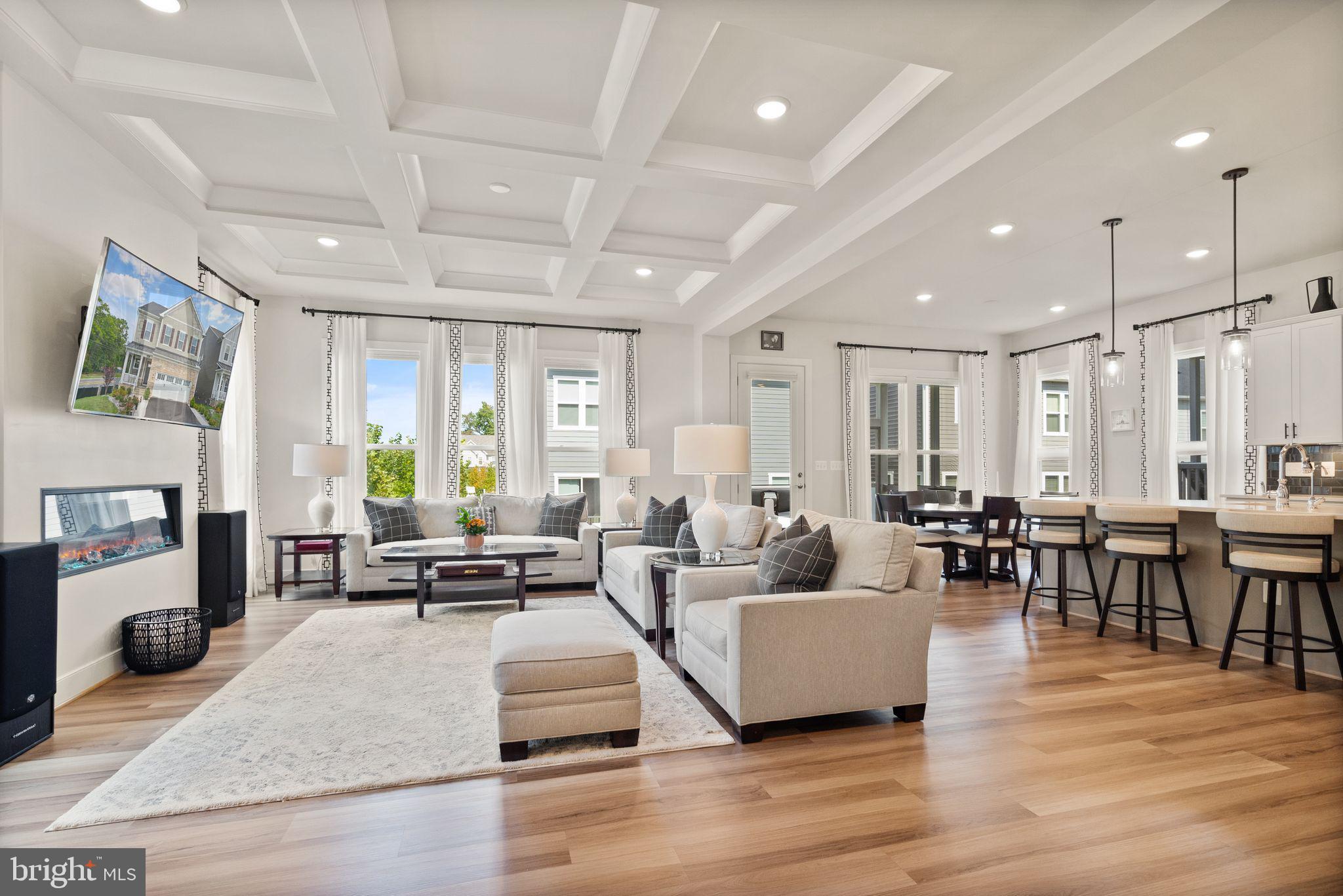 MASON PARK - Residential