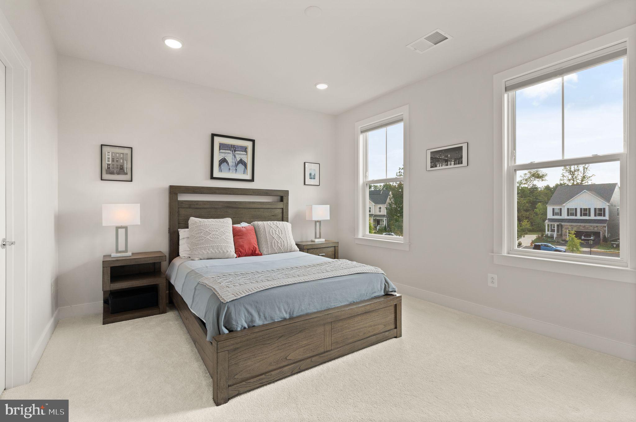 MASON PARK - Residential