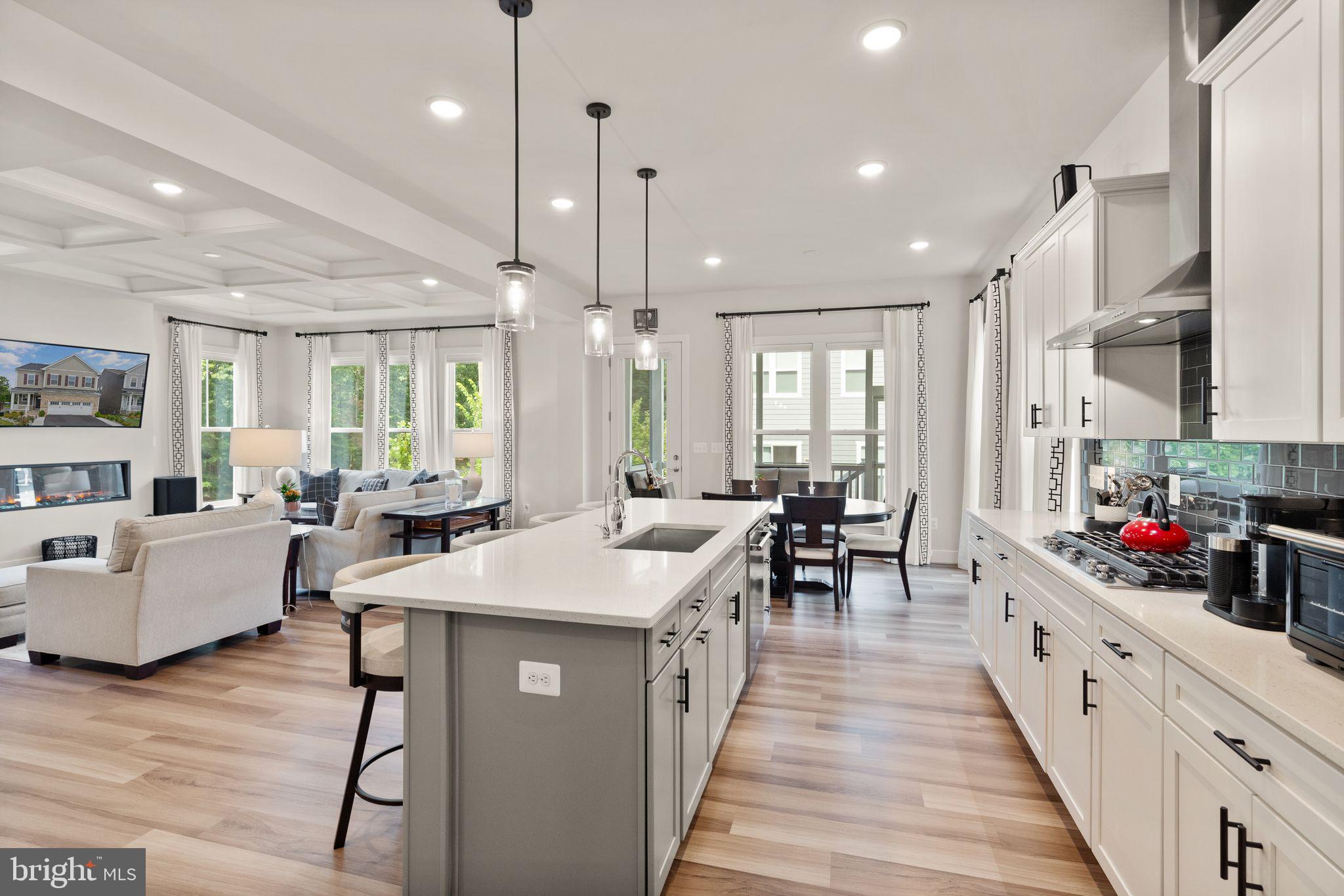 MASON PARK - Residential