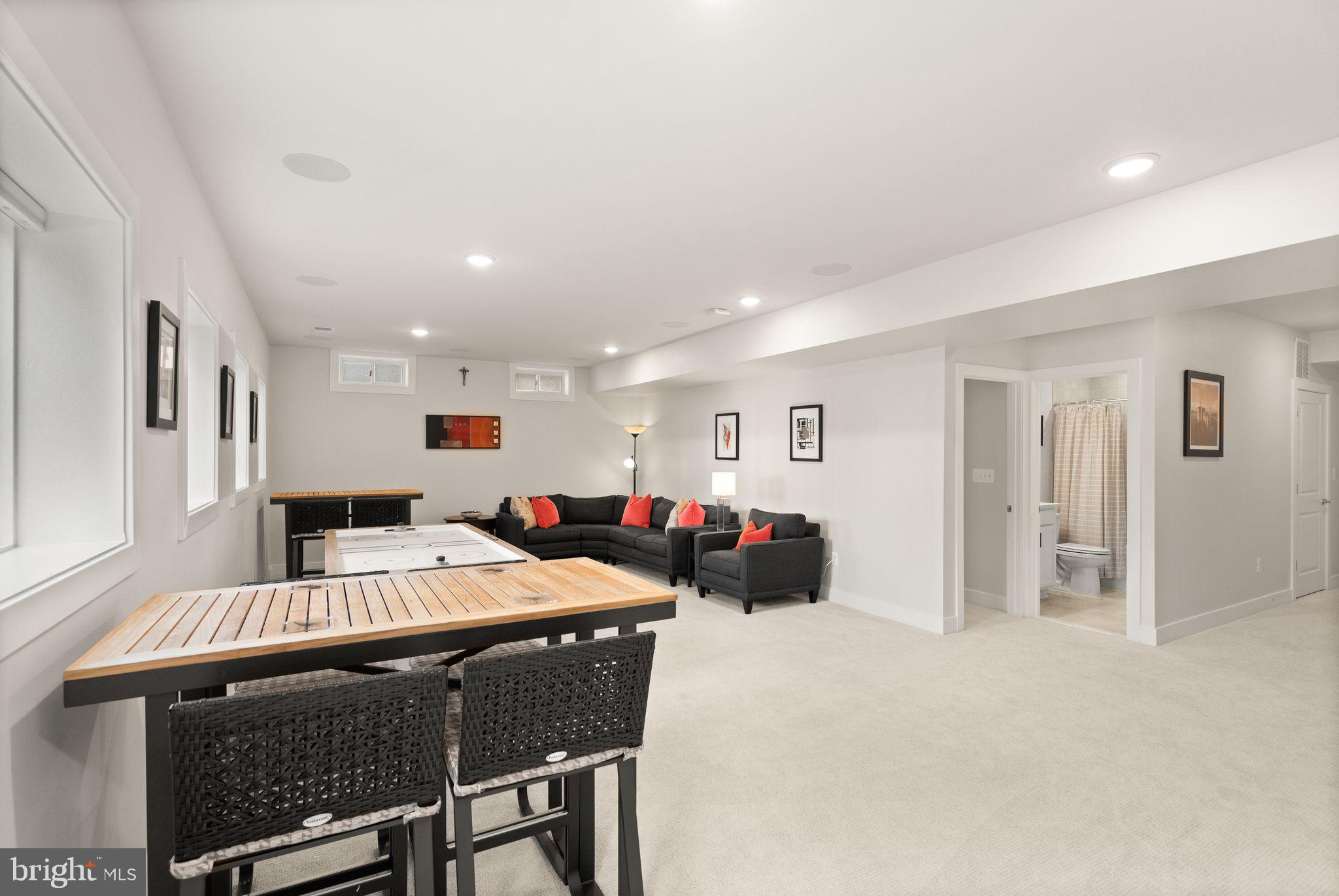 MASON PARK - Residential