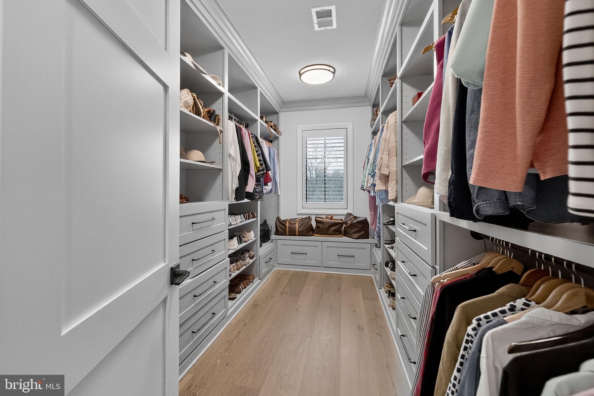 BANBURY CROSS RESERVE - Residential